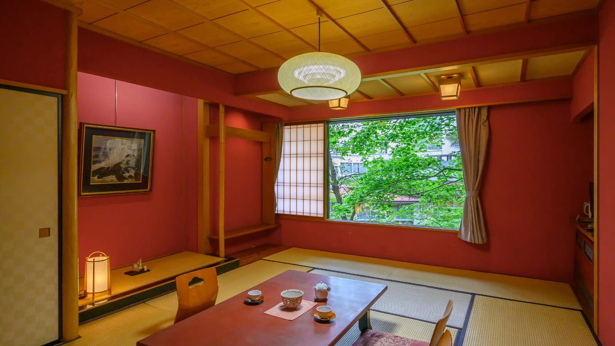 [Japanese-Western style room with twin beds and garden view terrace] Each room has its own unique atmosphere, with wall colors and other features differing from room to room.