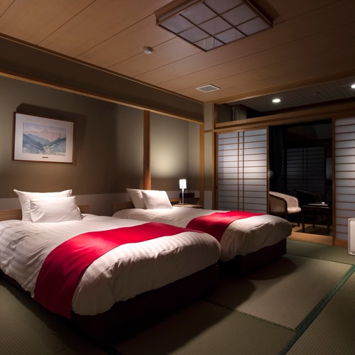 日式現代雙床房是一個平靜而高品質的空間。