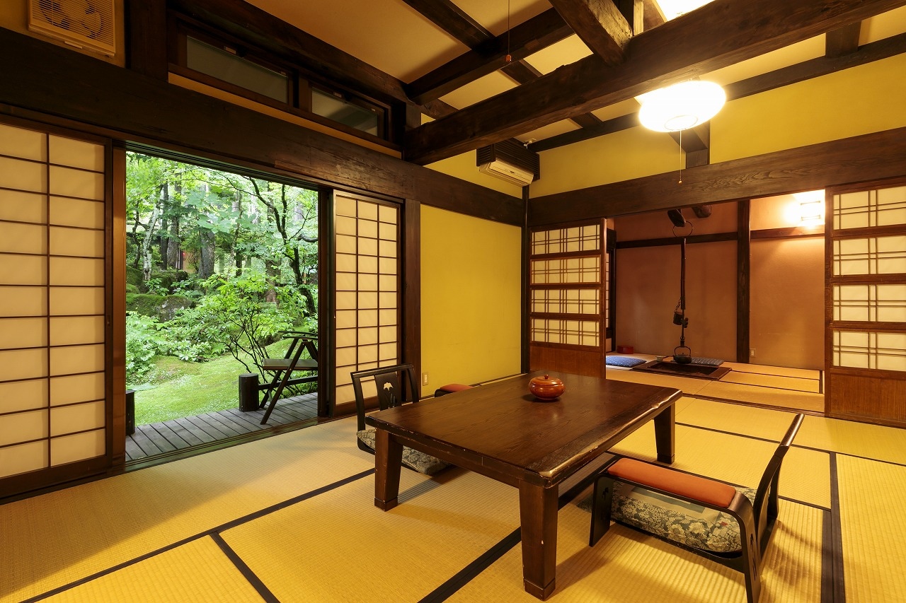 Paulownia House Komayumi