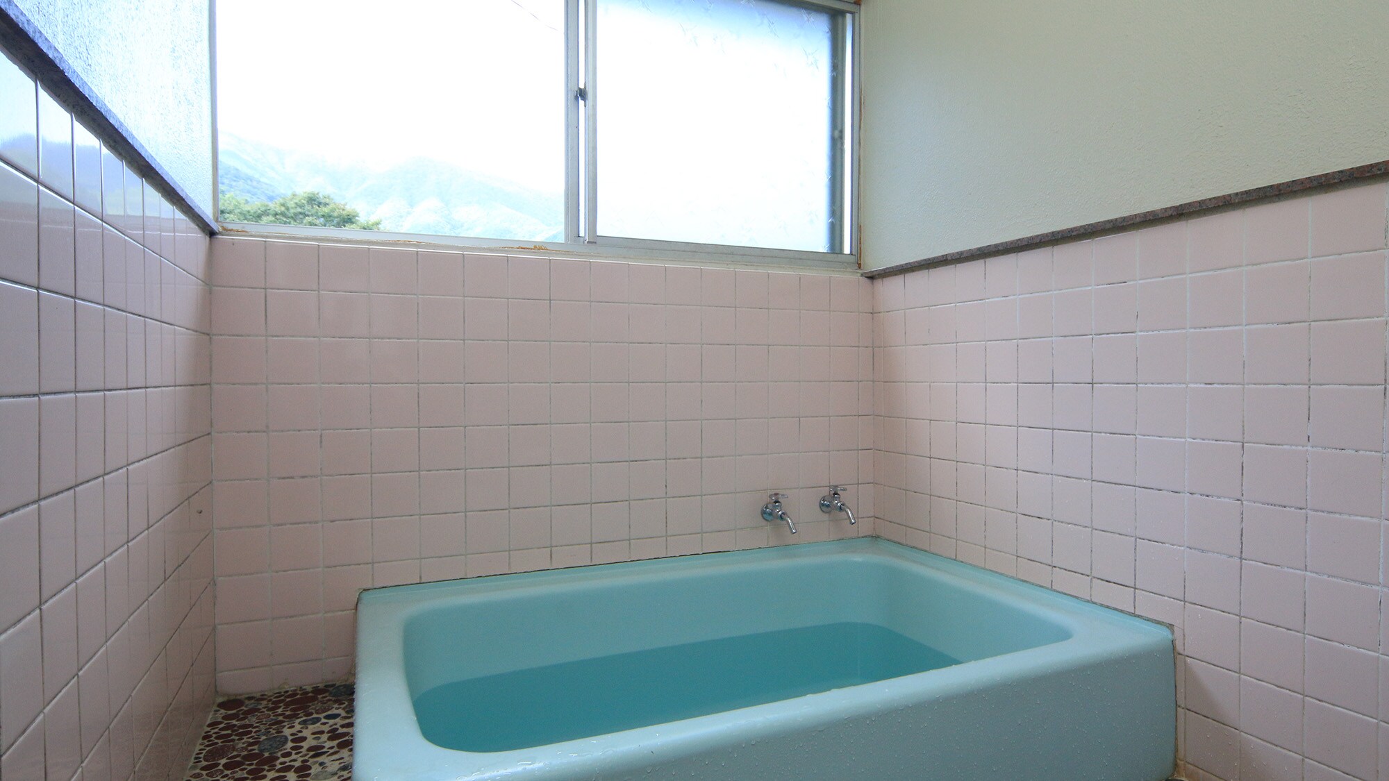 *[Lampiran] Kamar Mandi