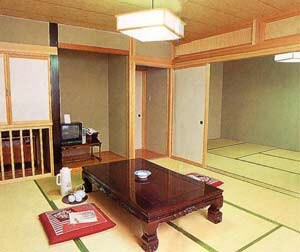 Contoh kamar tamu: kamar bergaya Jepang