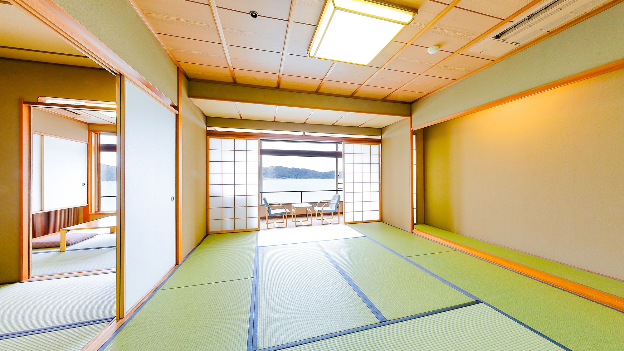 Japanese-style room 10 tatami mats + Japanese-style room 4.5 tatami mats / non-smoking