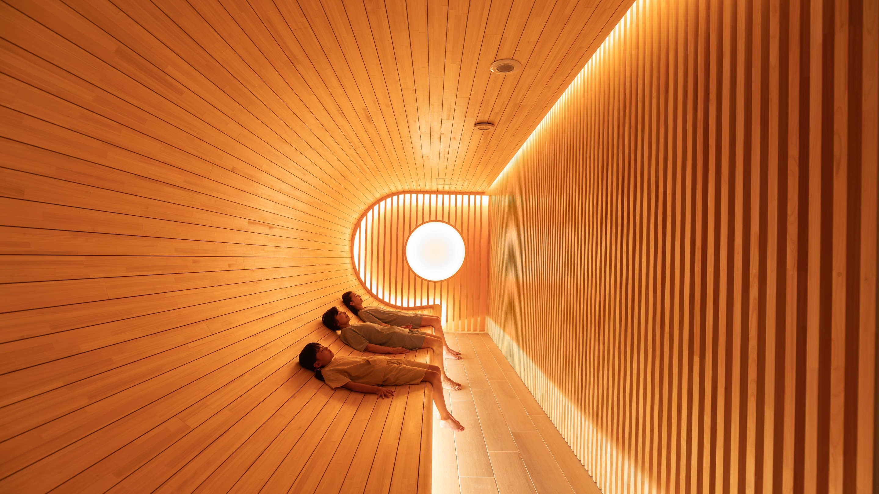 Totonoi-dokoro (Women)