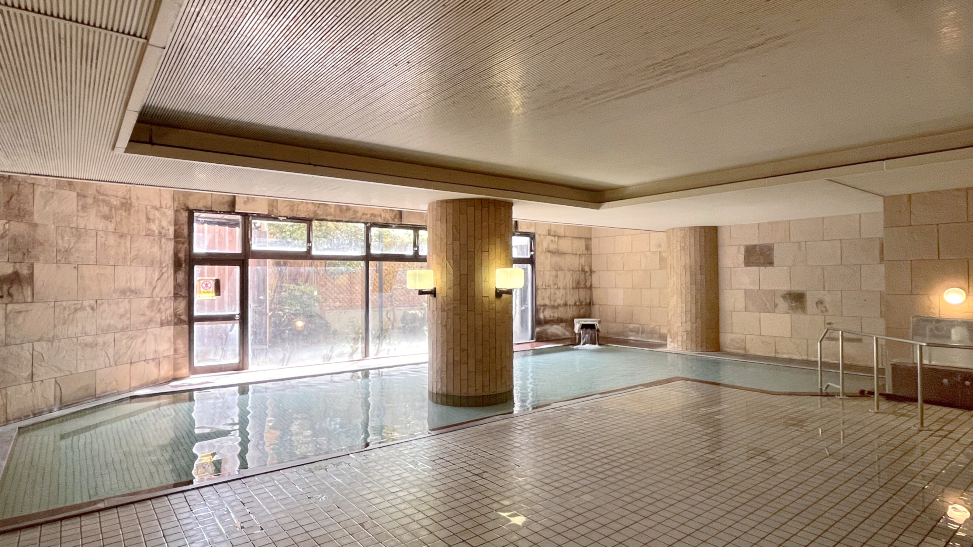 Main building public bath (daytime)