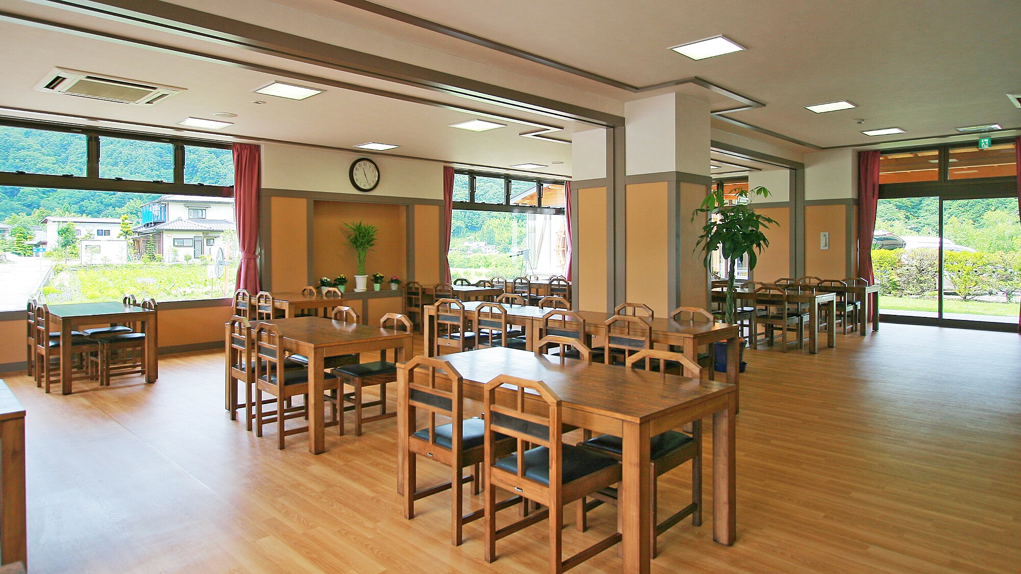 restaurant