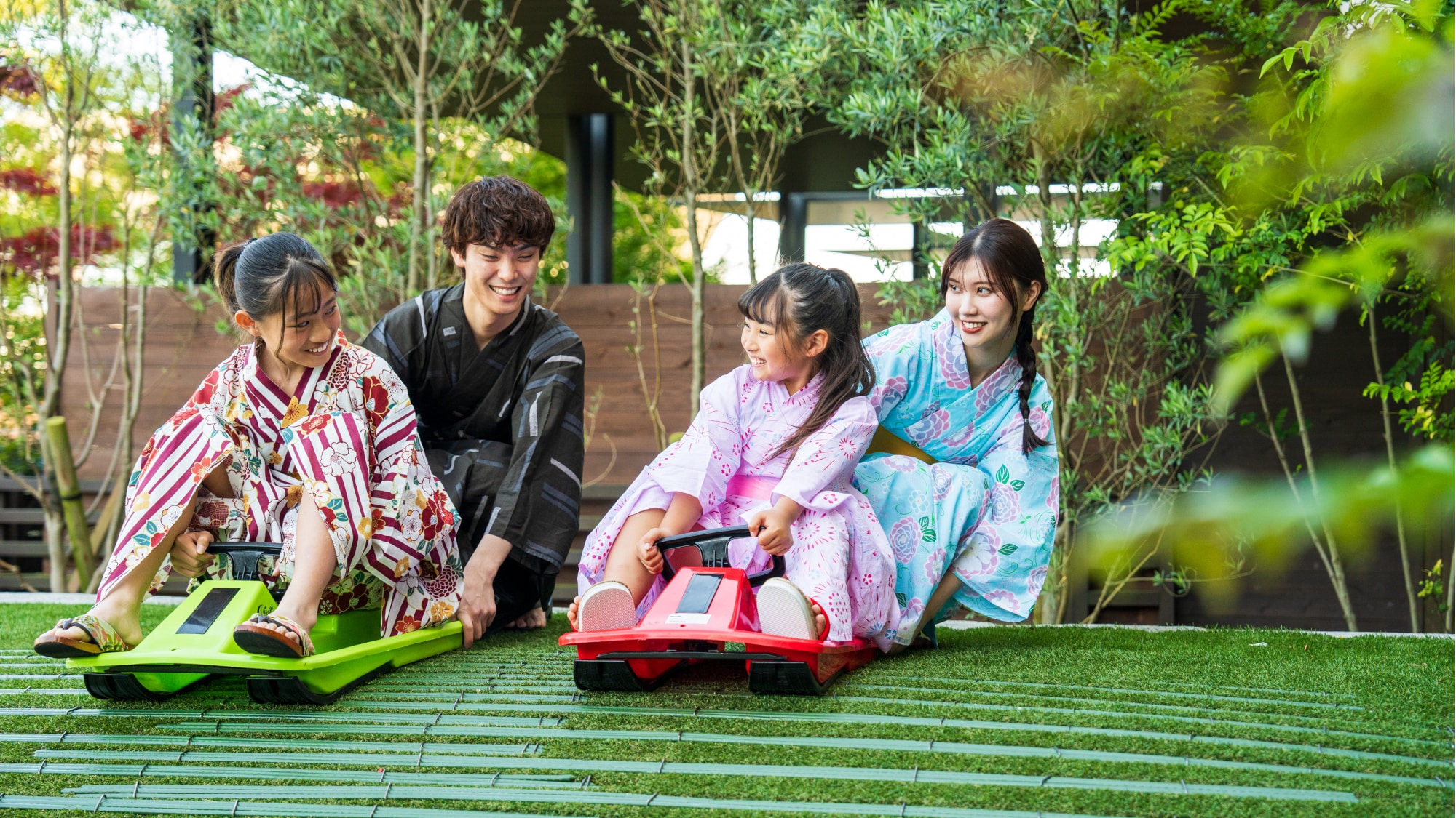 [สวนขนาด 1,000 สึโบะ] สวนขนาดใหญ่ยังเต็มไปด้วยเครื่องเล่น ♪ ความสนุกสำหรับทั้งครอบครัว