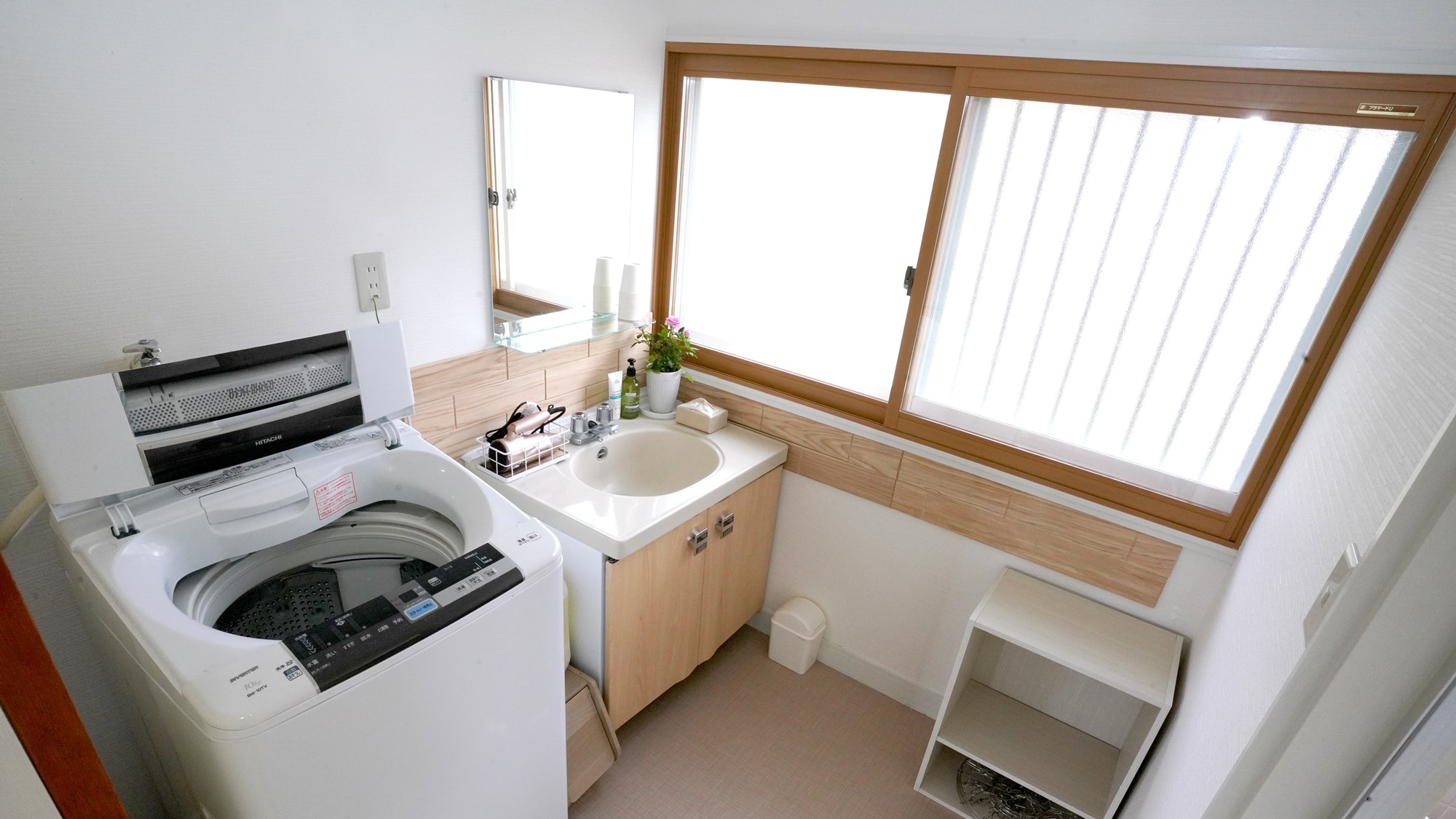 Washroom/dressing room