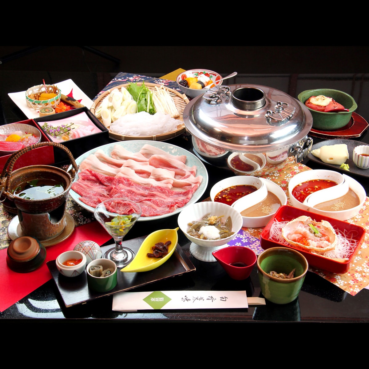 ■ [Dinner] Akita beef & Hachimantai pork shabu-shabu (dish image)