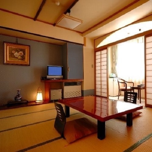 Leave the room to us (Japanese-style room with 8 tatami mats or more or Japanese-Western style room with toilet)