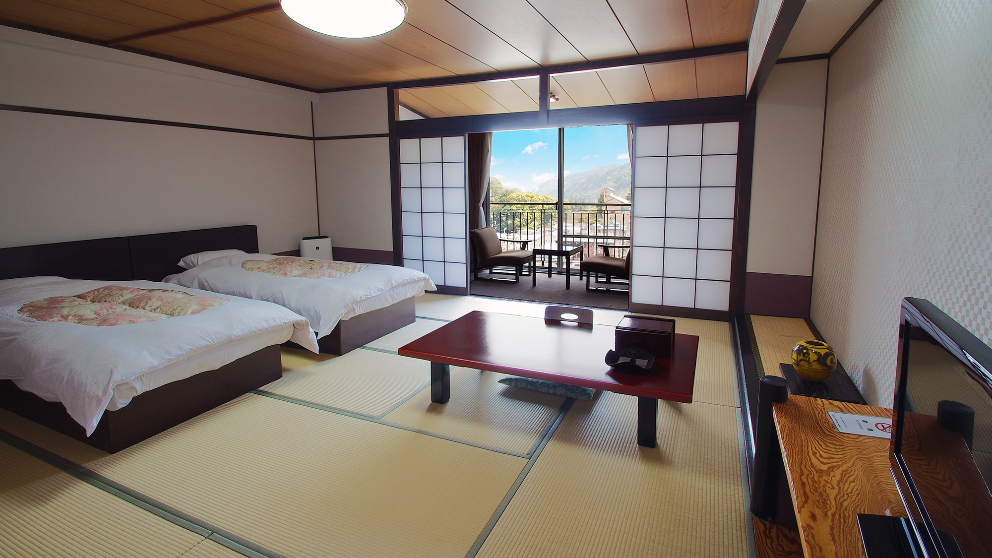 [Japanese-style room 12.5 tatami mats + twin bedroom] & lt; Mori no Tate & gt; Non-smoking / Free Wi-Fi