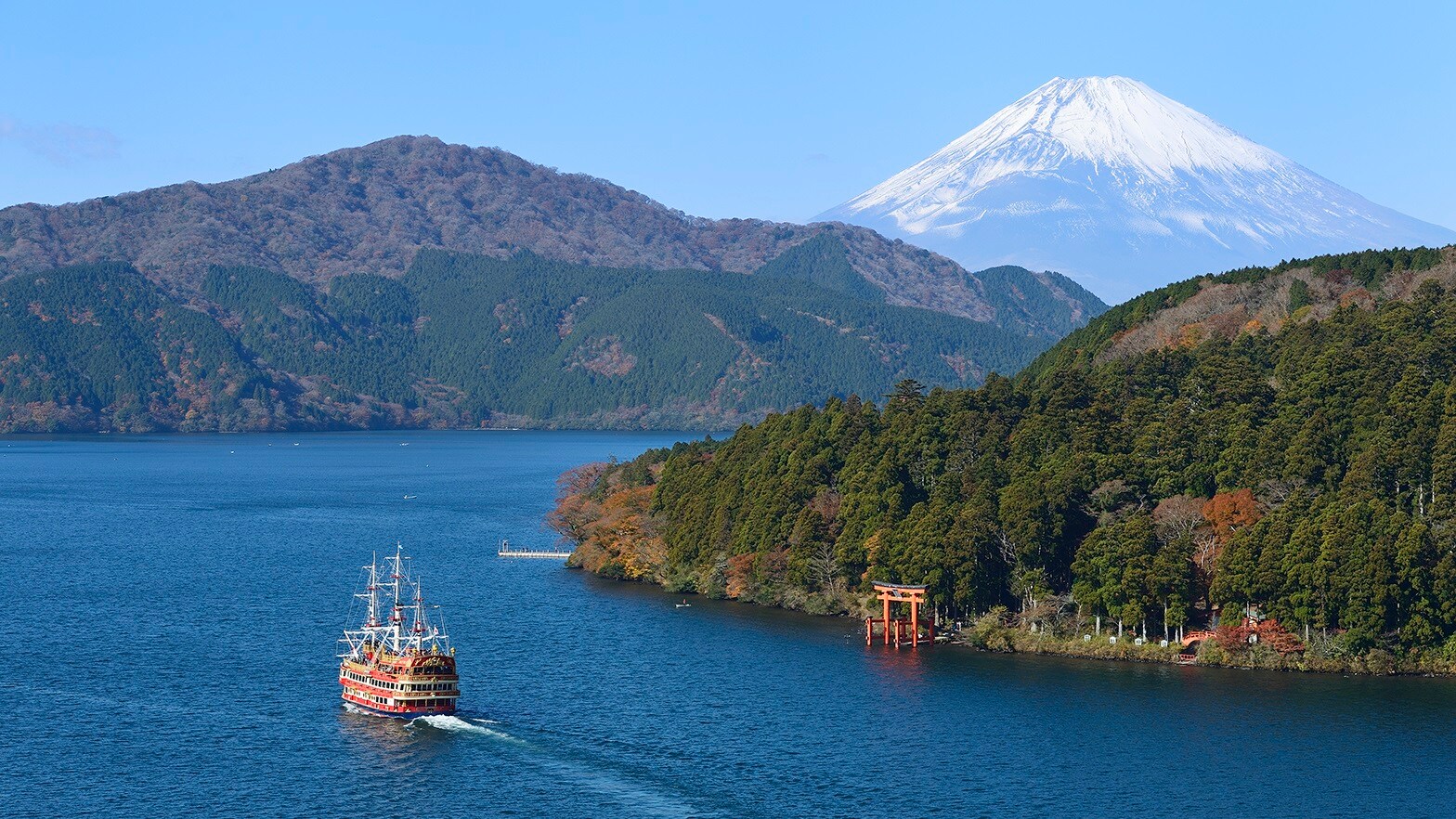 Pirate ship and Mount Fuji