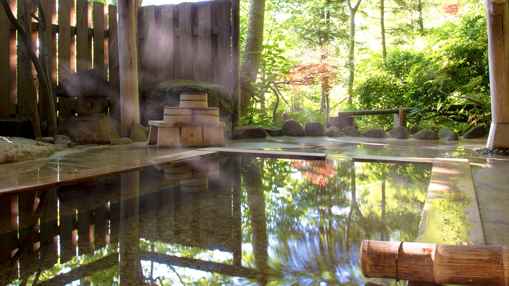 [The ultimate private open-air bath, Mori no Yu] Mori no Yu allows you to enjoy hot spring bathing and natural bathing throughout the four seasons.