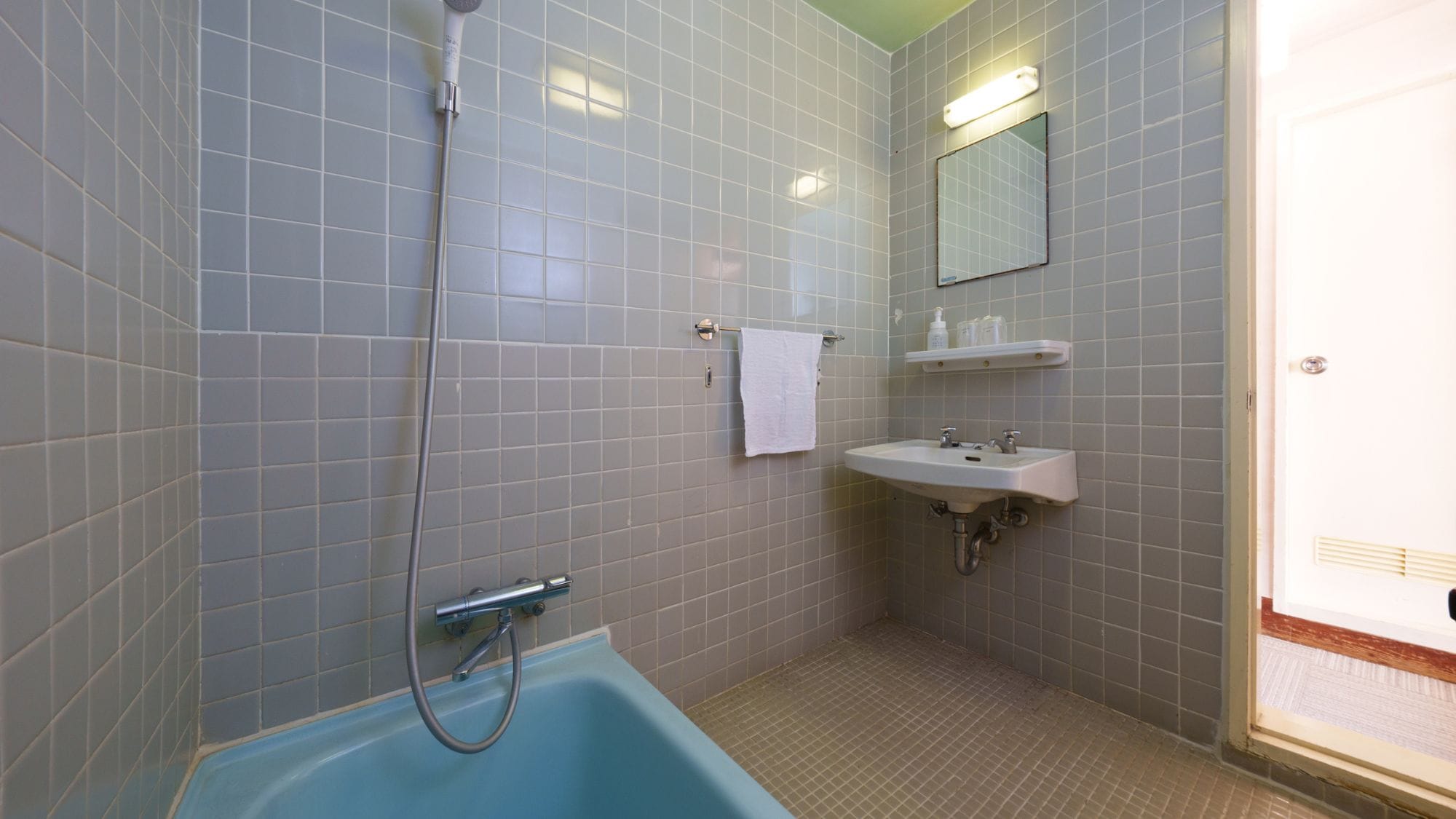 ◆ Phòng hạng phổ thông kiểu Nhật | Phòng tắm riêng biệt với nhà vệ sinh