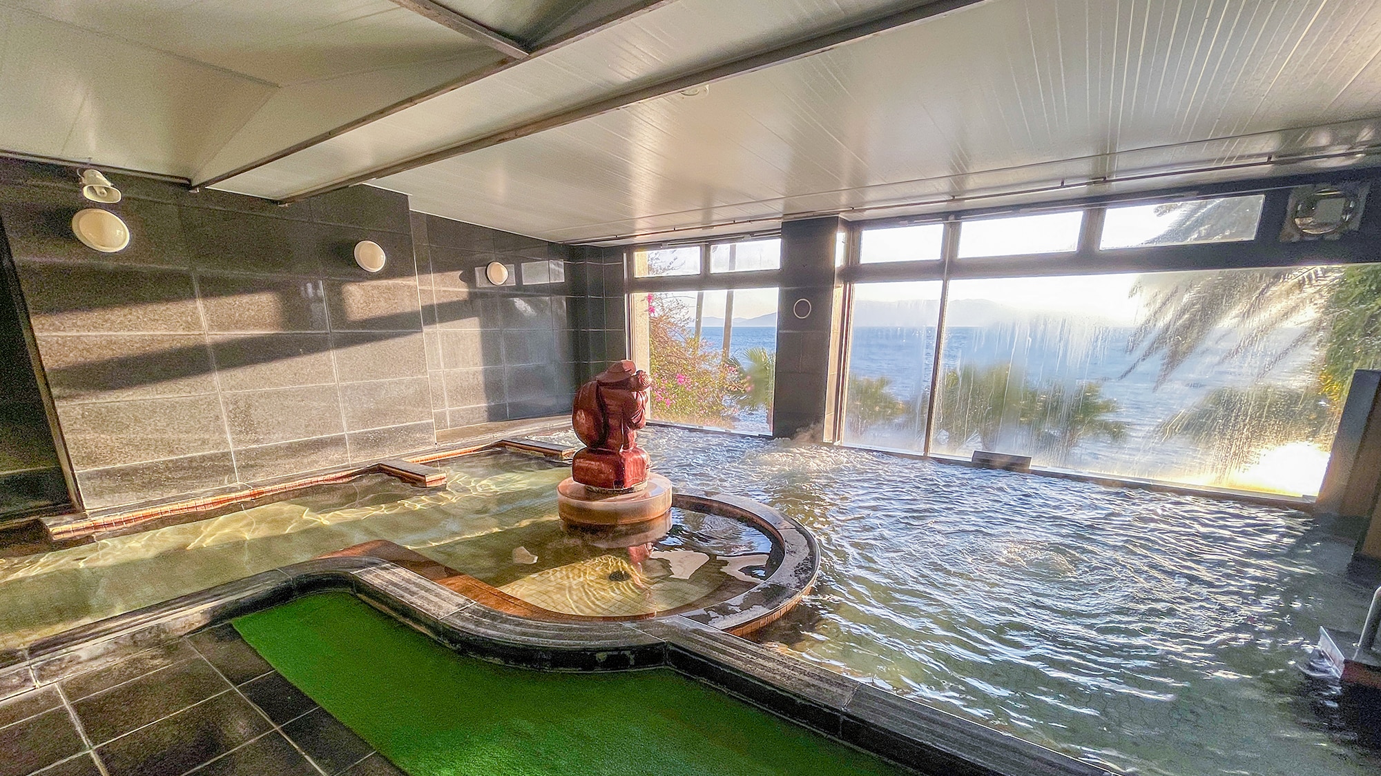 Thalassa Baths