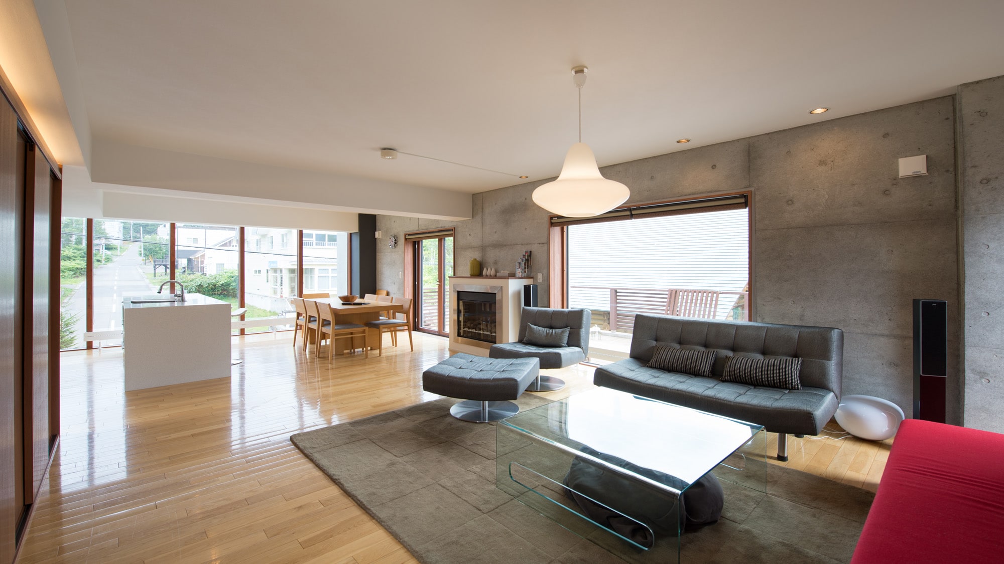 Spacious design recommended for families and groups