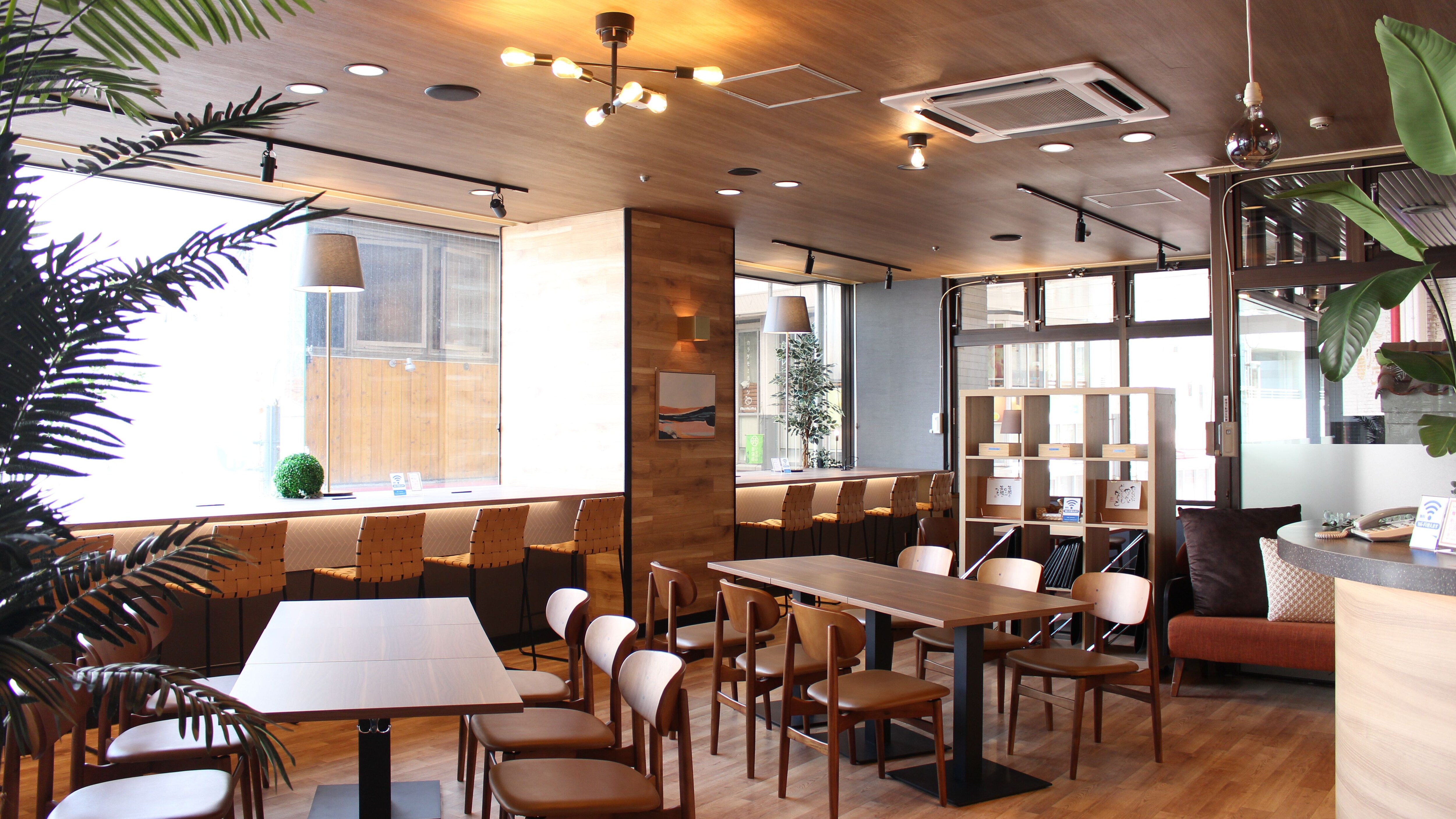 Breakfast venue Co-working space Ekimae Wi-Fi Terrace