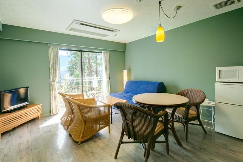 An example of a guest room