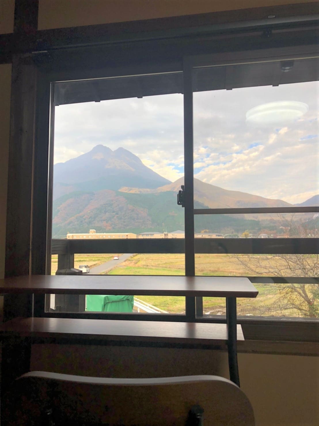 蒲公英桌和風景