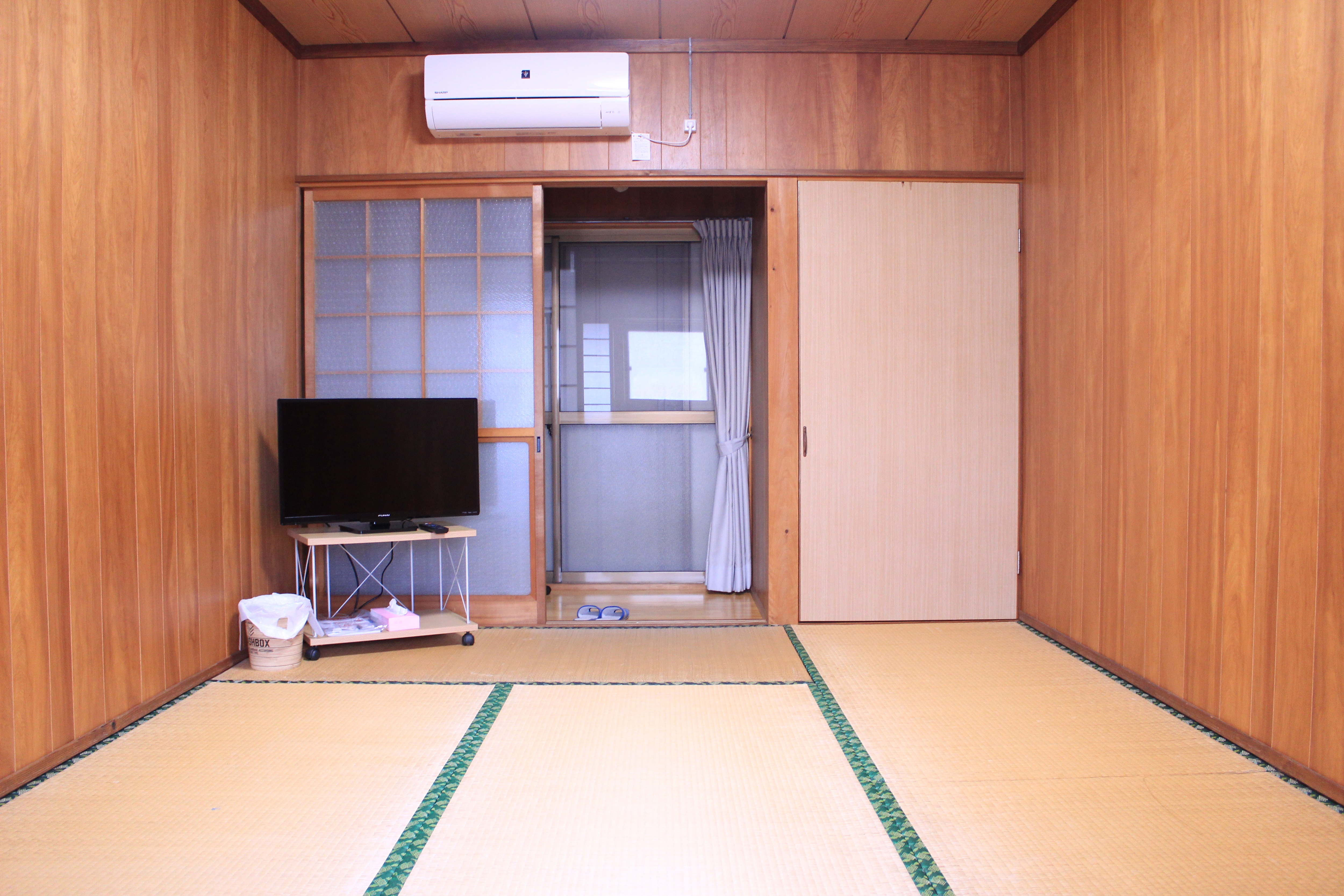 Guest room (Japanese-style room)