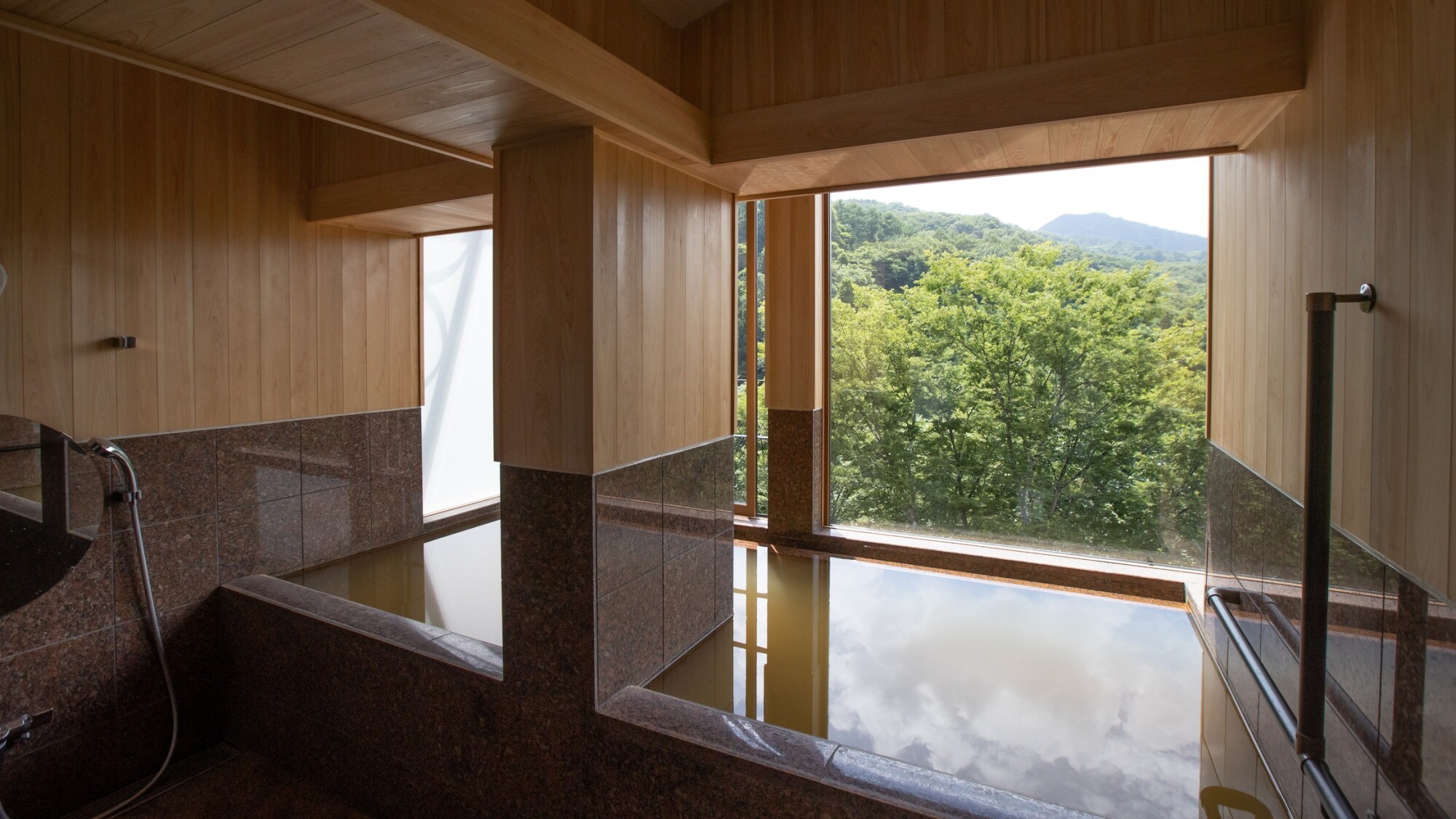 [Private bath: Sei] No reservation is required, and you can use it whenever it is available. (Inside lock type)