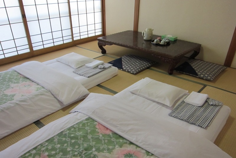 8 kamar bergaya Jepang tatami