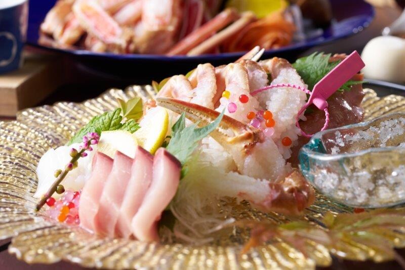 ซาซิมิปูมัตสึบะแบบแท็กมีจำหน่ายเฉพาะช่วงฤดูกาลเท่านั้น