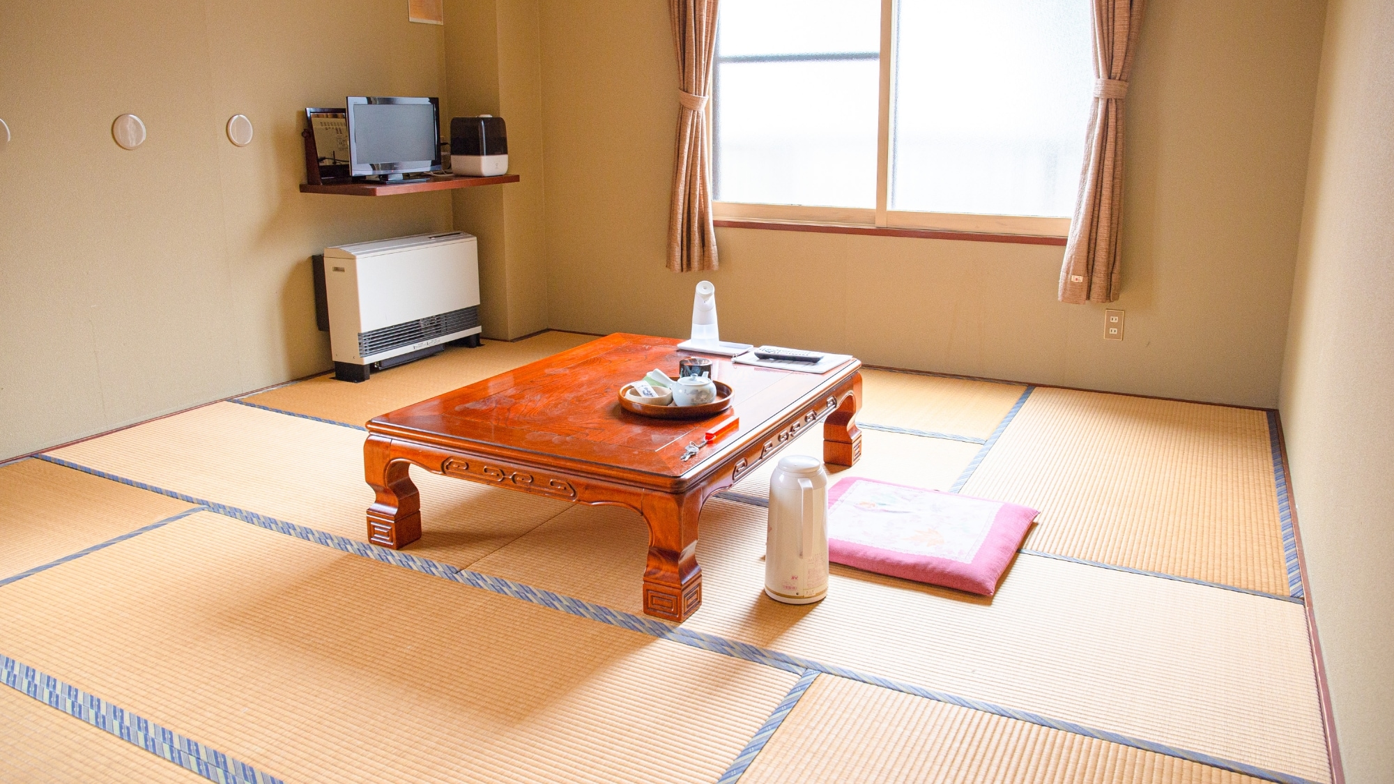 8 tatami Japanese room