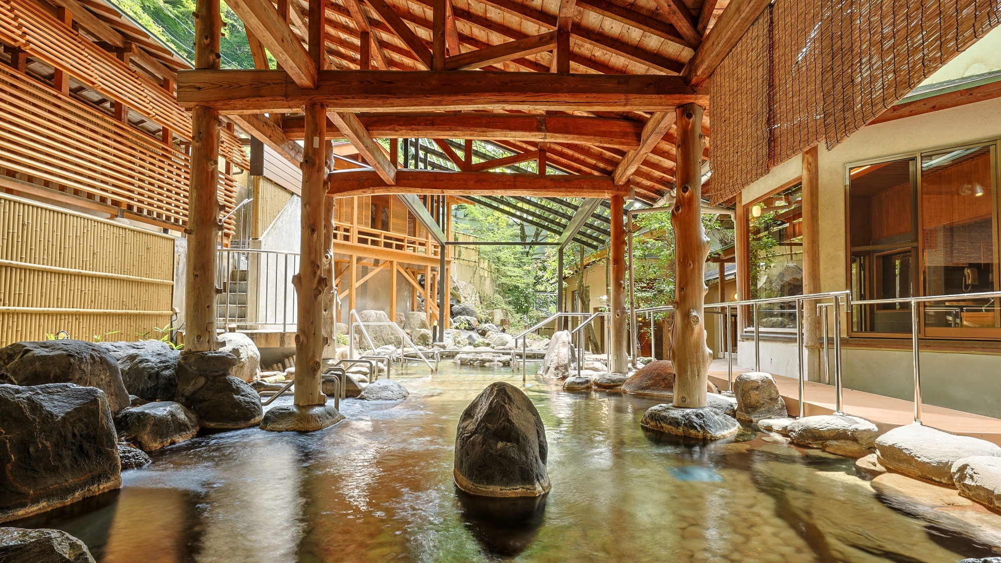 [Left Bath] Ousui no Yu (Daytime)