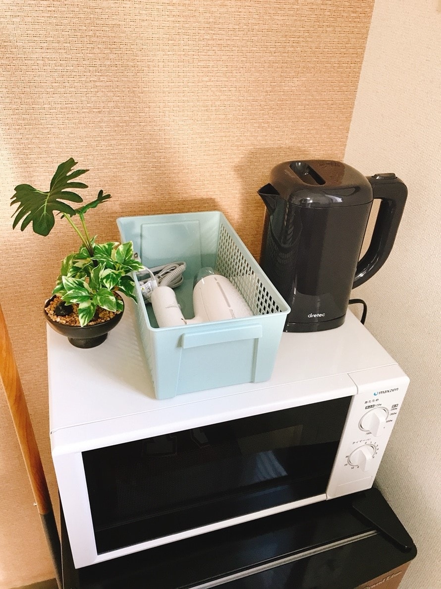 微波炉、电热水壶