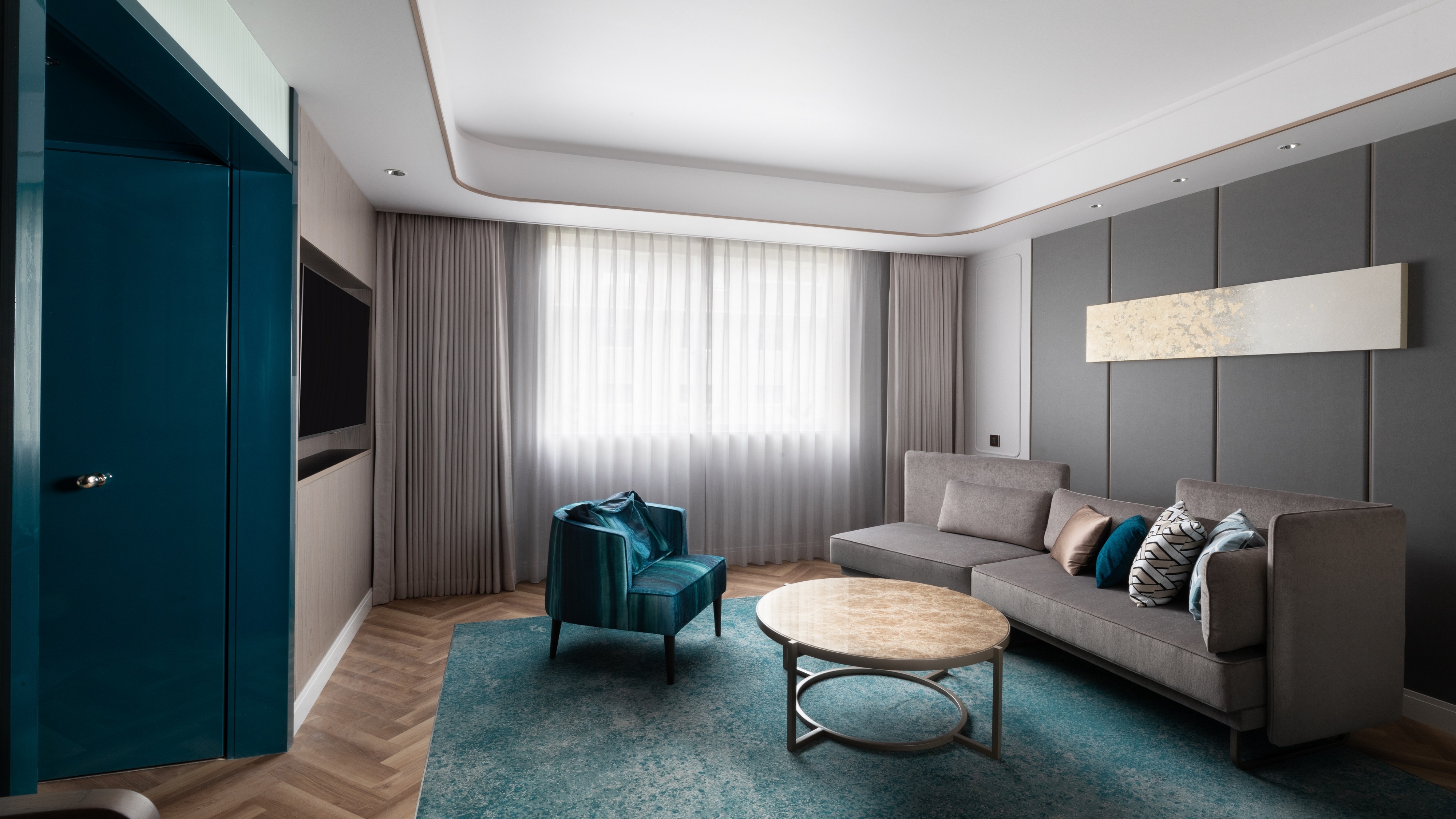 Junior Suite 1 King Bed (living room side)