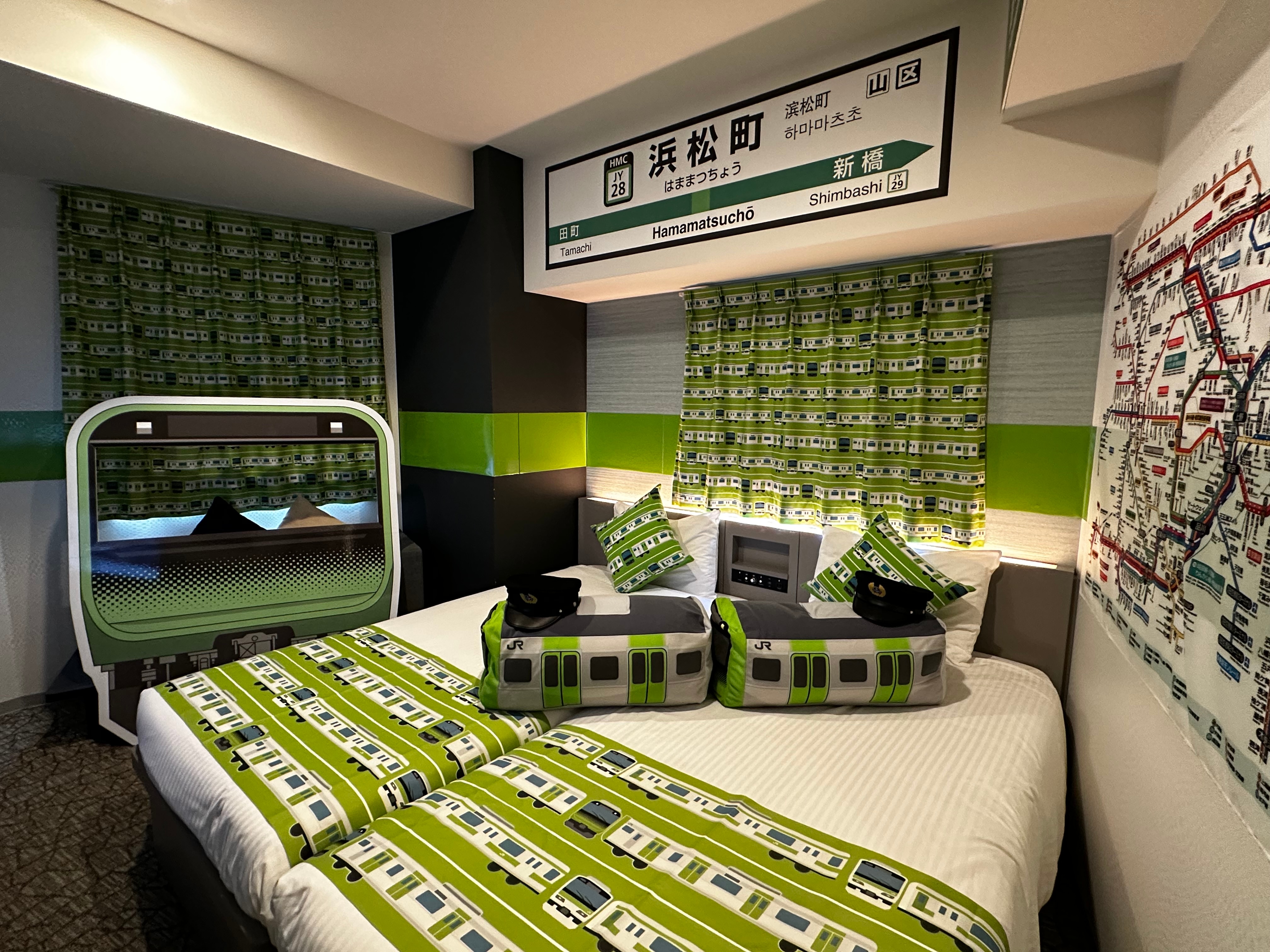Yamanote Line 2