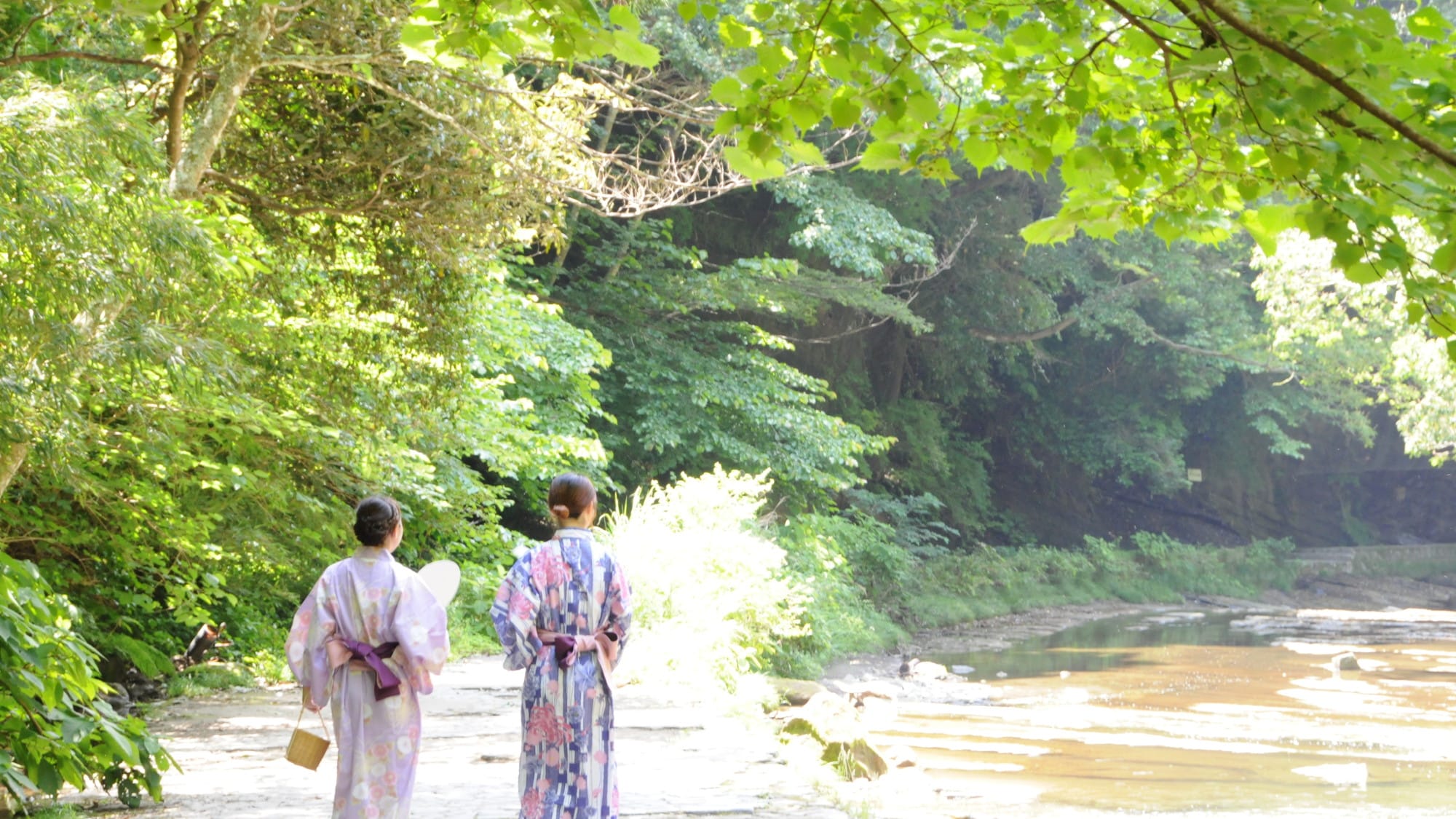 Colorful yukata rental