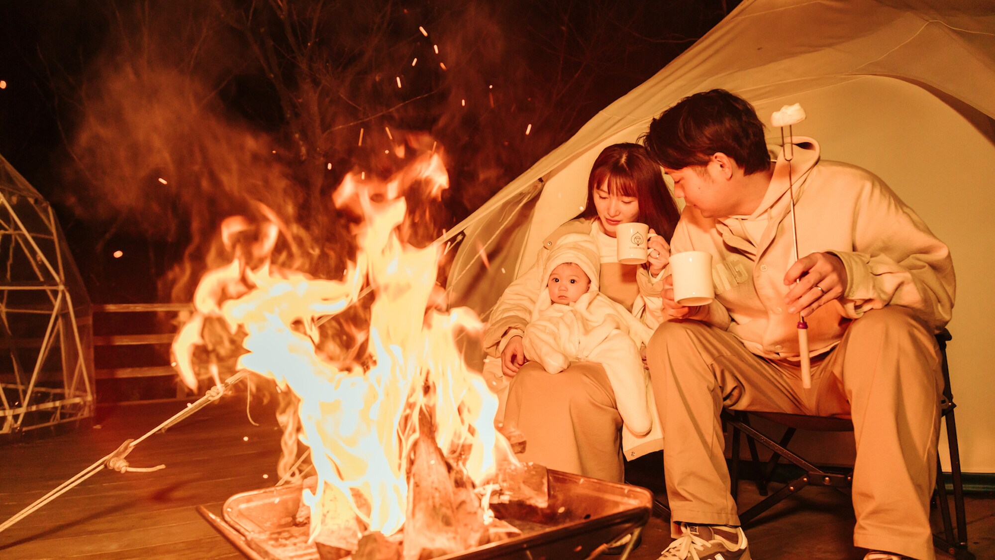 Roast marshmallows, sip a hot drink and enjoy a memorable evening.