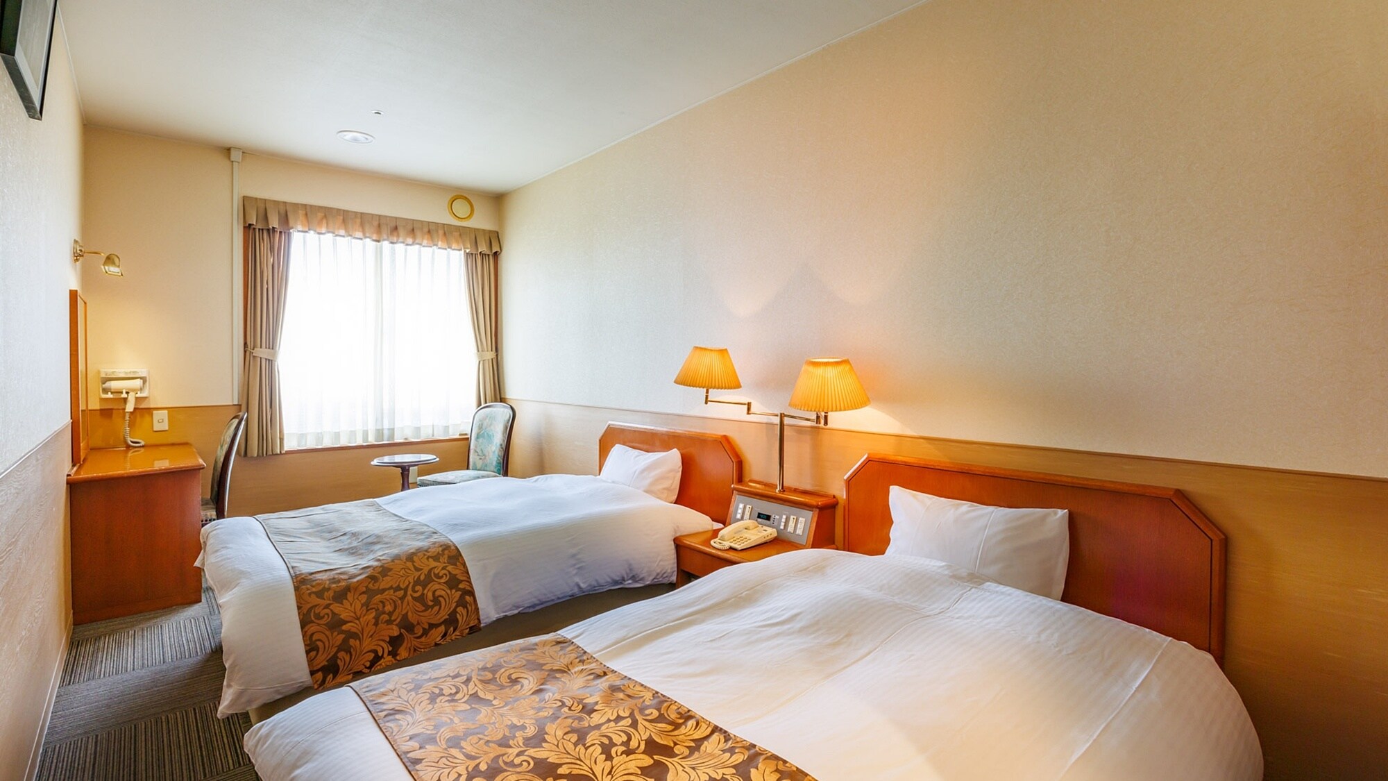 * [東翼] 西式雙床房（禁煙、附淋浴間、衛浴）