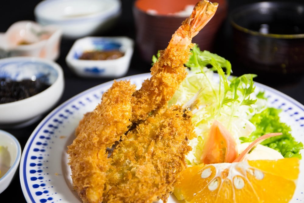 Mixed fried set meal