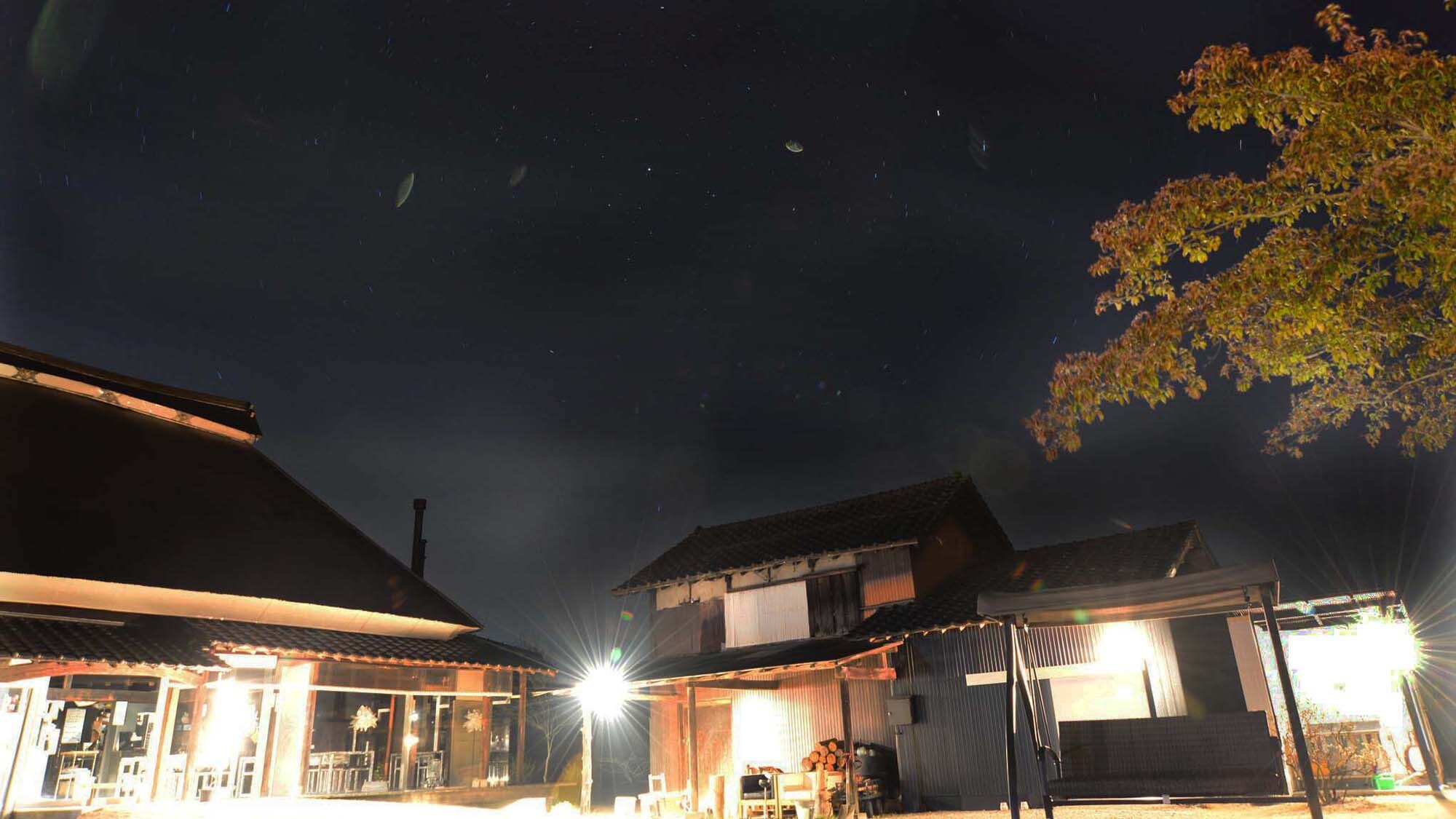 ・Exterior at night