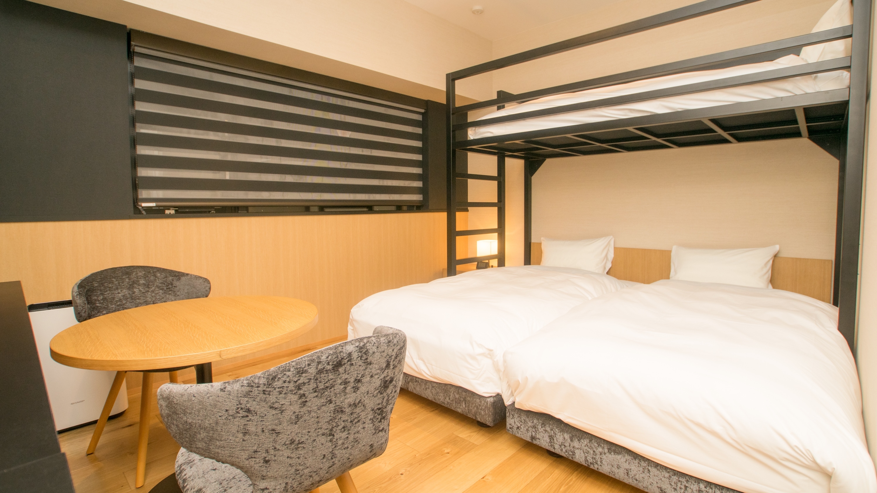 ◆Family Room◆20 square meters [2 beds 100cm wide, 1 bunk bed 100cm wide]