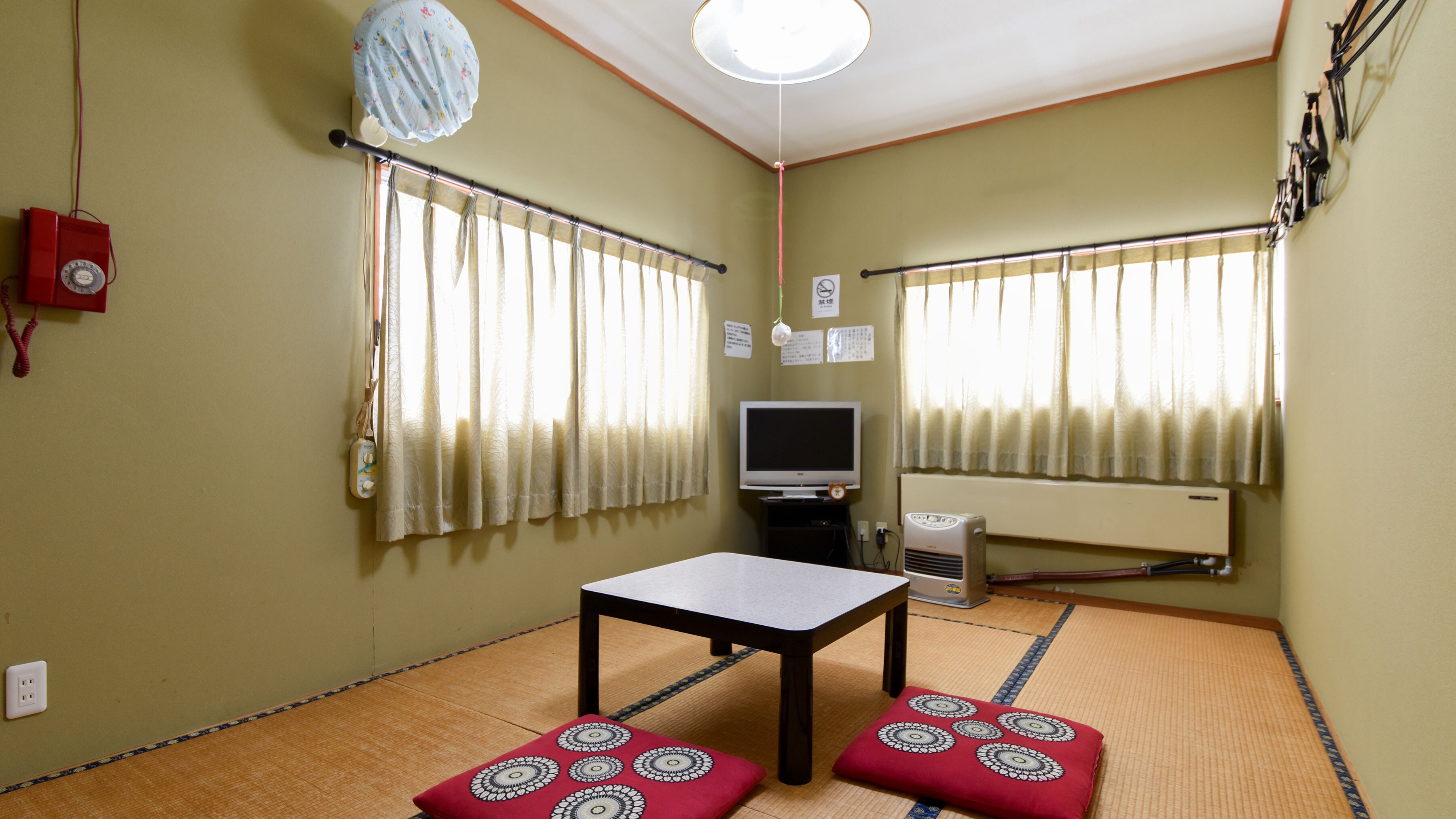 *Contoh kamar/ruangan bergaya Jepang