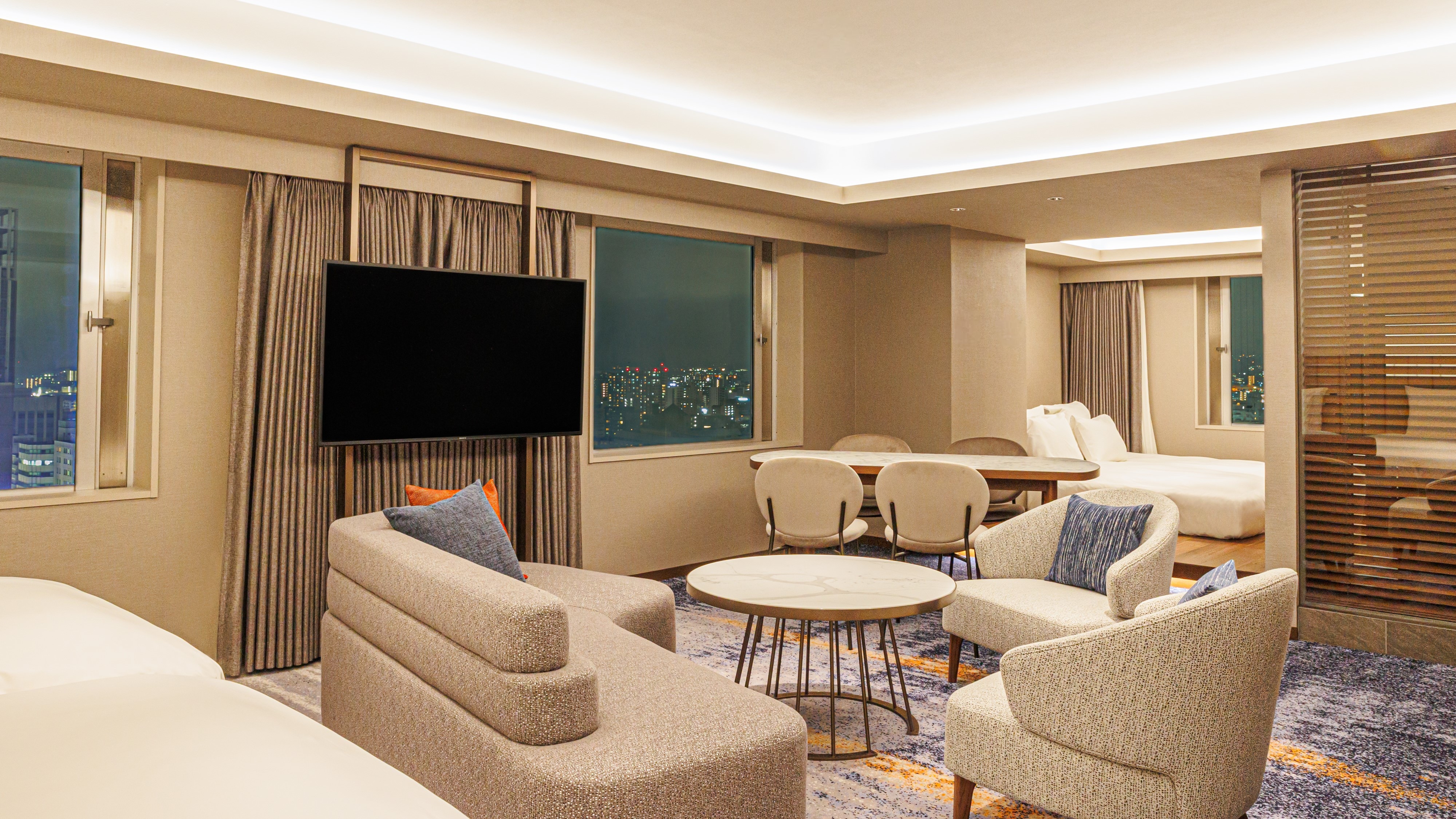 Junior Suite Imperial (ban đêm)