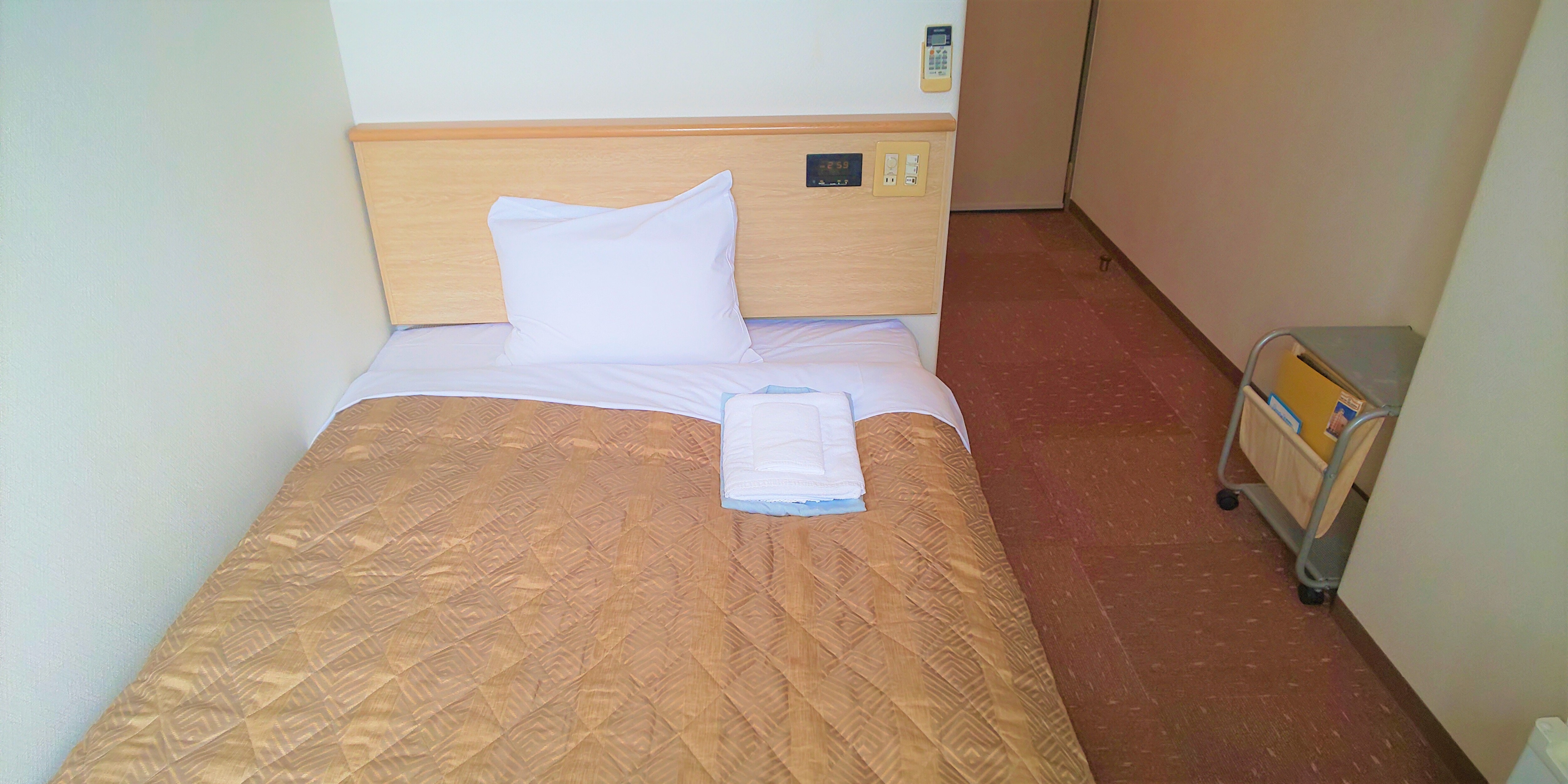■ We have 125 & times; 210 wide long beds.