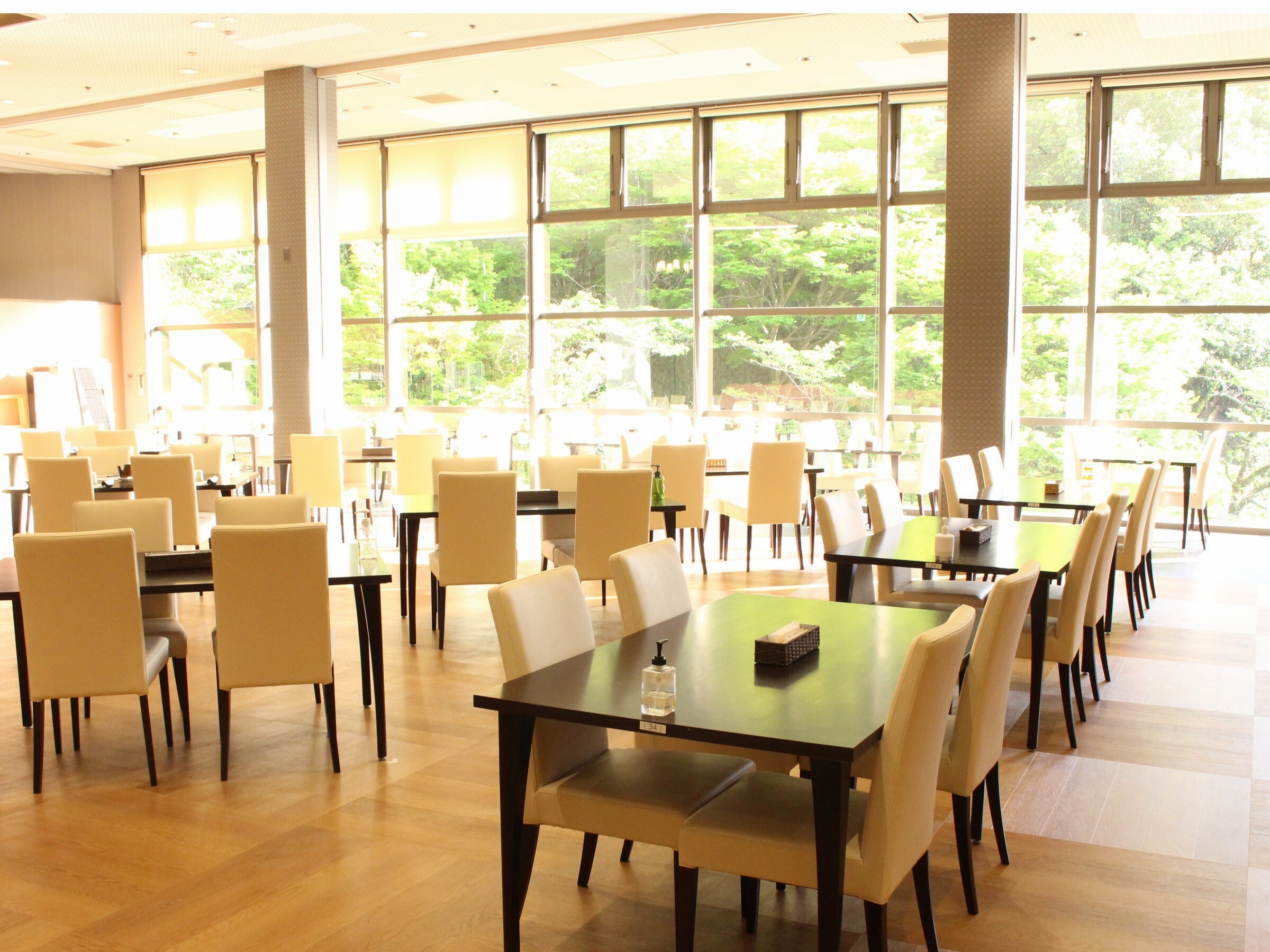 restaurant