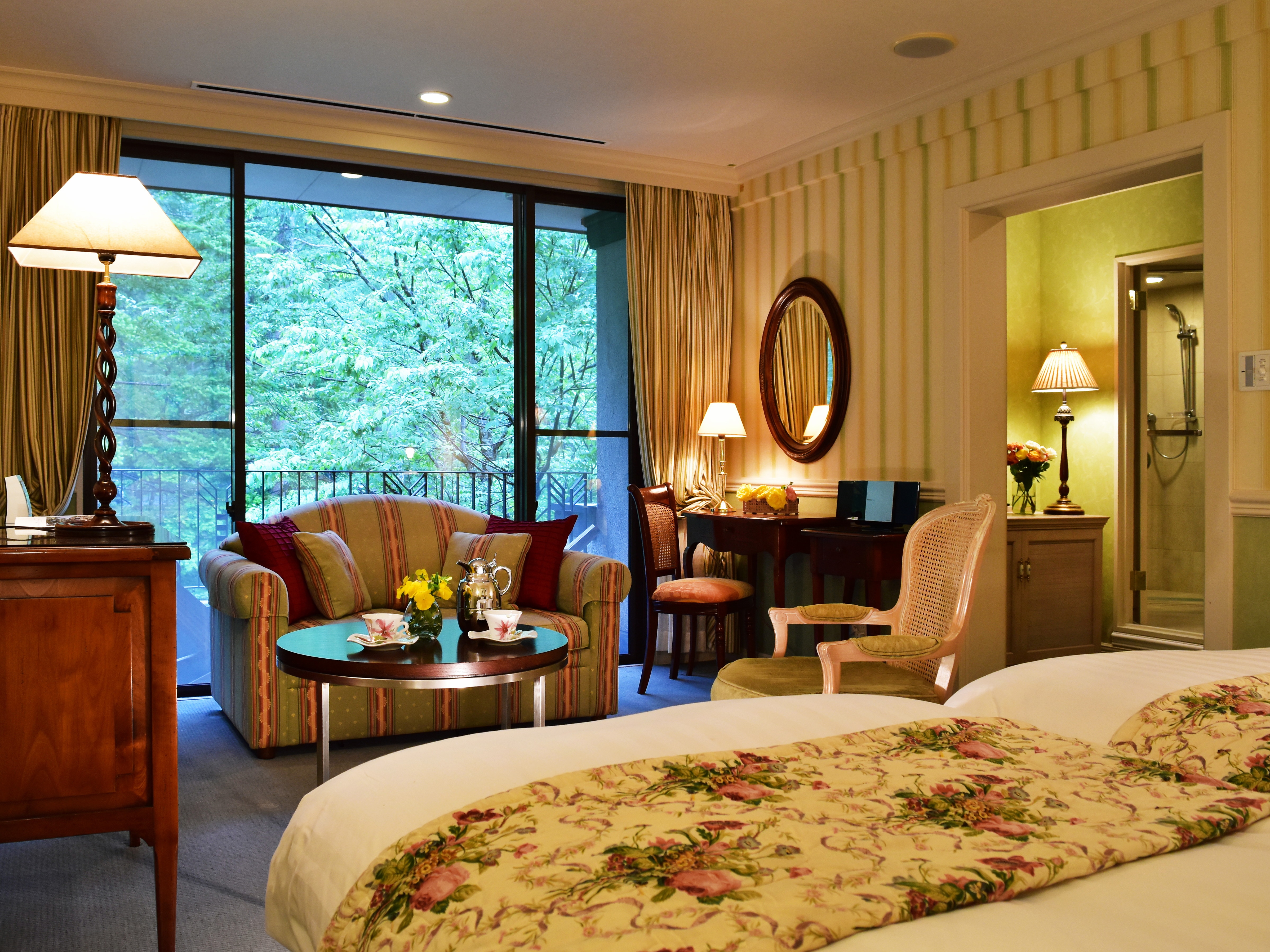 An example of a deluxe room