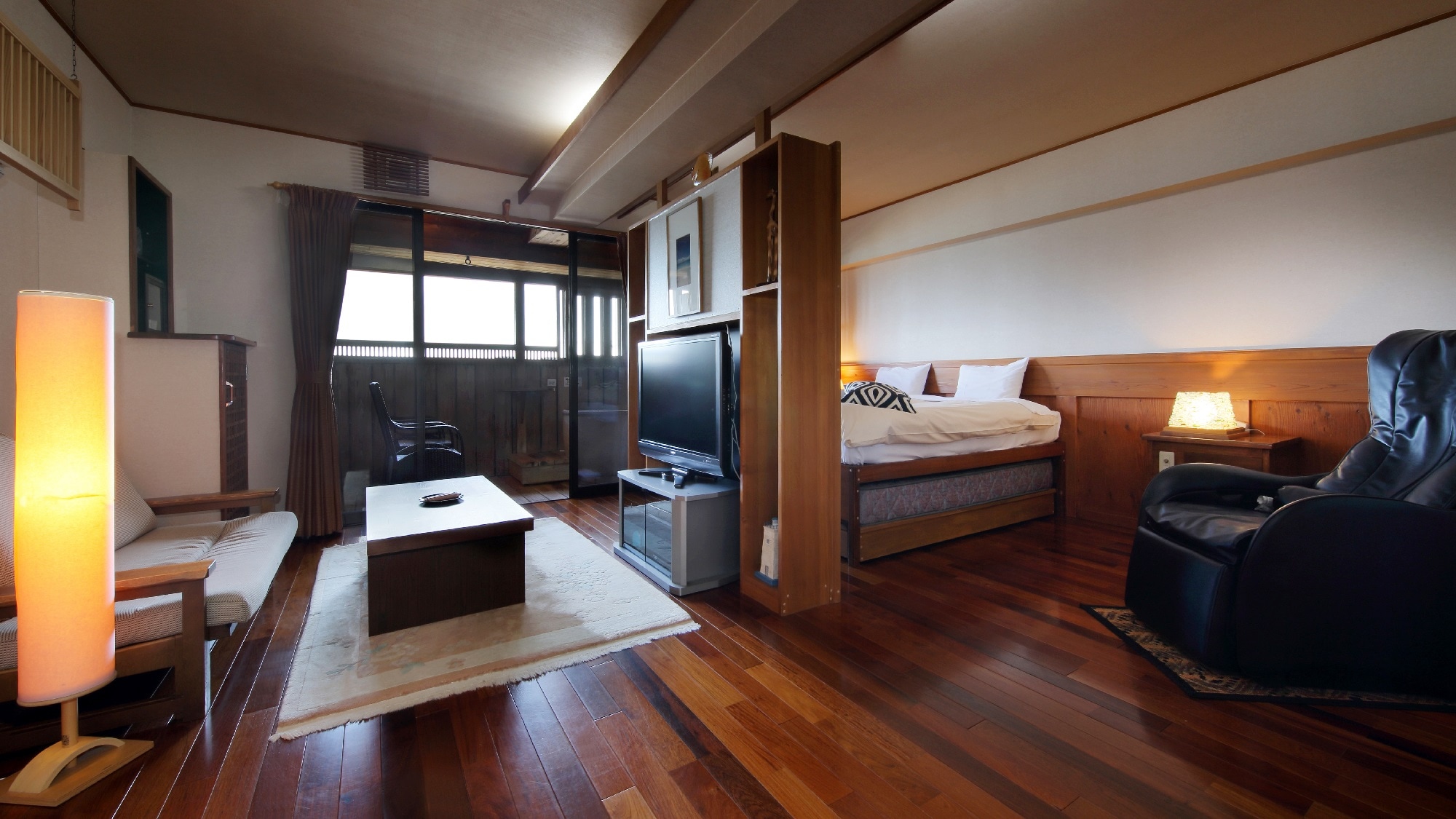 Example of a room ☆ [Shin-Nagisa-Kan☆Ichi] Fully equipped with an open-air bath with ocean view, massage chair, large TV, etc. ☆