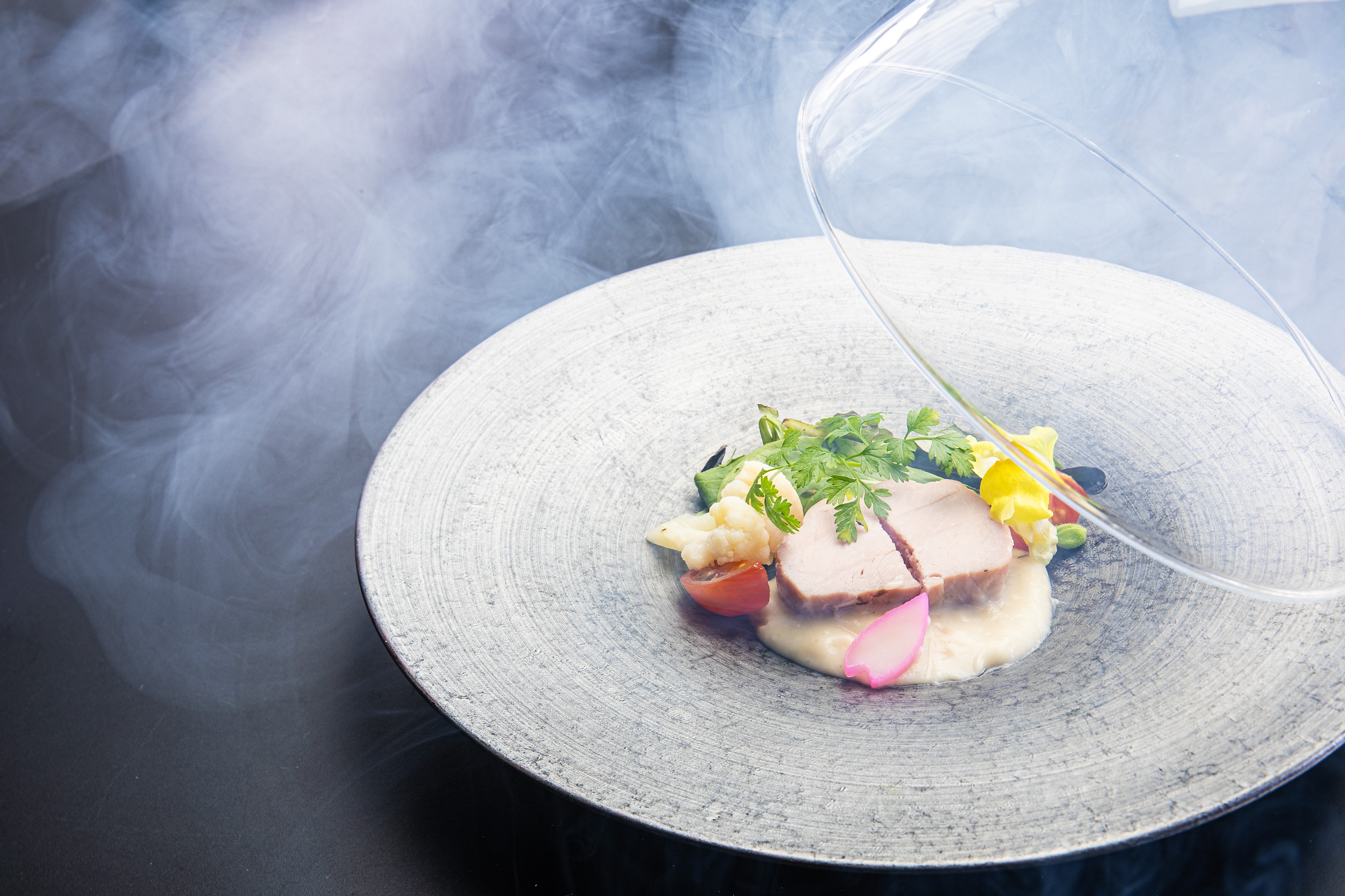 Examples of creative Japanese cuisine “Unsui” and “Yamahana”