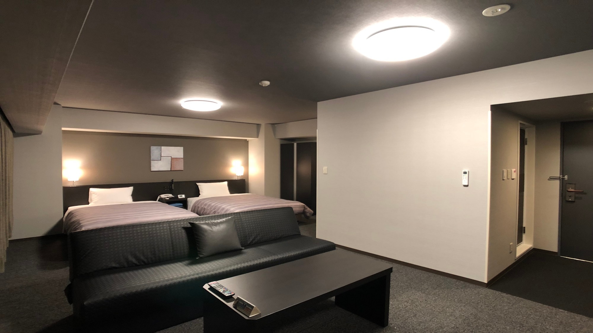 <Kamar Deluxe Twin> tempat tidur 35 meter persegi lebar 130 cm & kali; 2 tempat tidur, 1 tempat tidur sofa