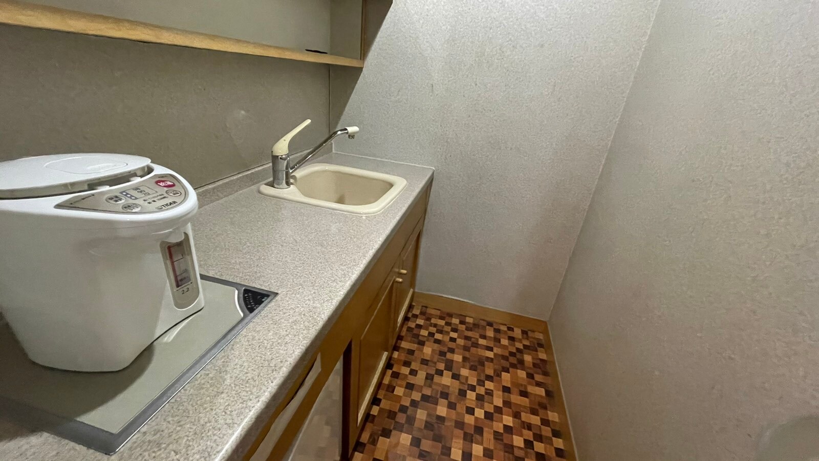 Nostalgic Twin Room with Mini Kitchen