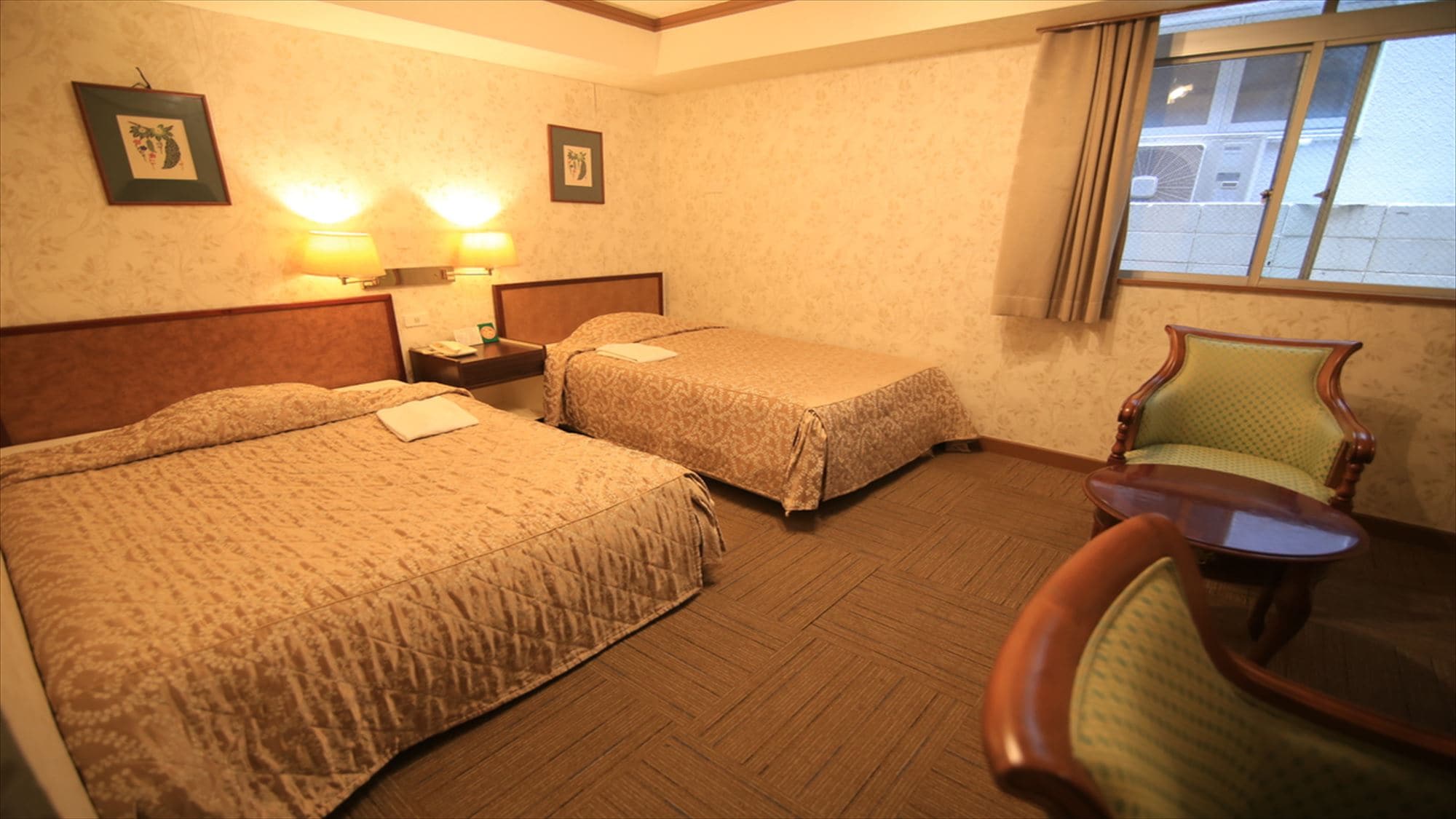 Twin room
