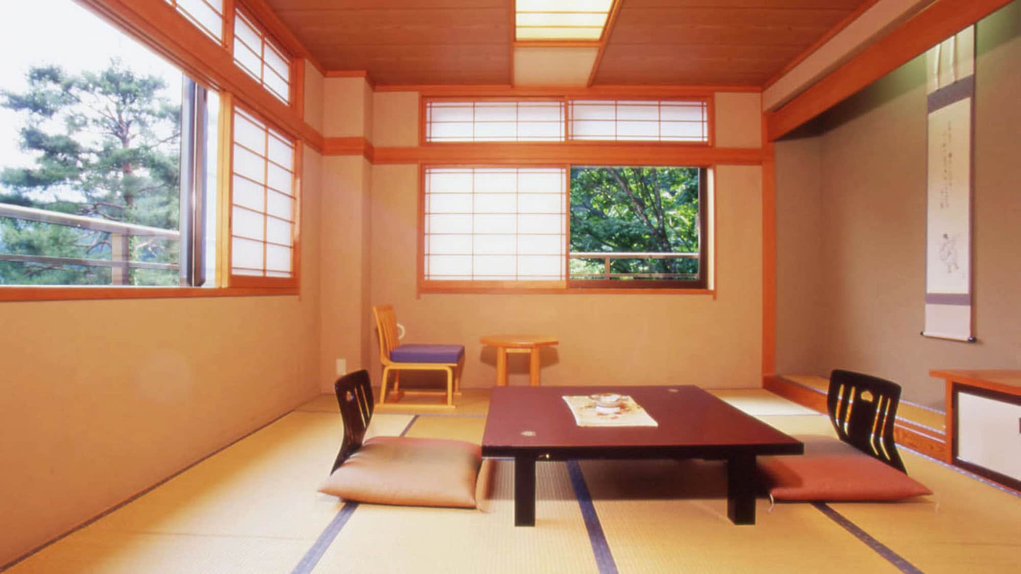・Japanese-style room, 10 tatami mats, valley view (3)