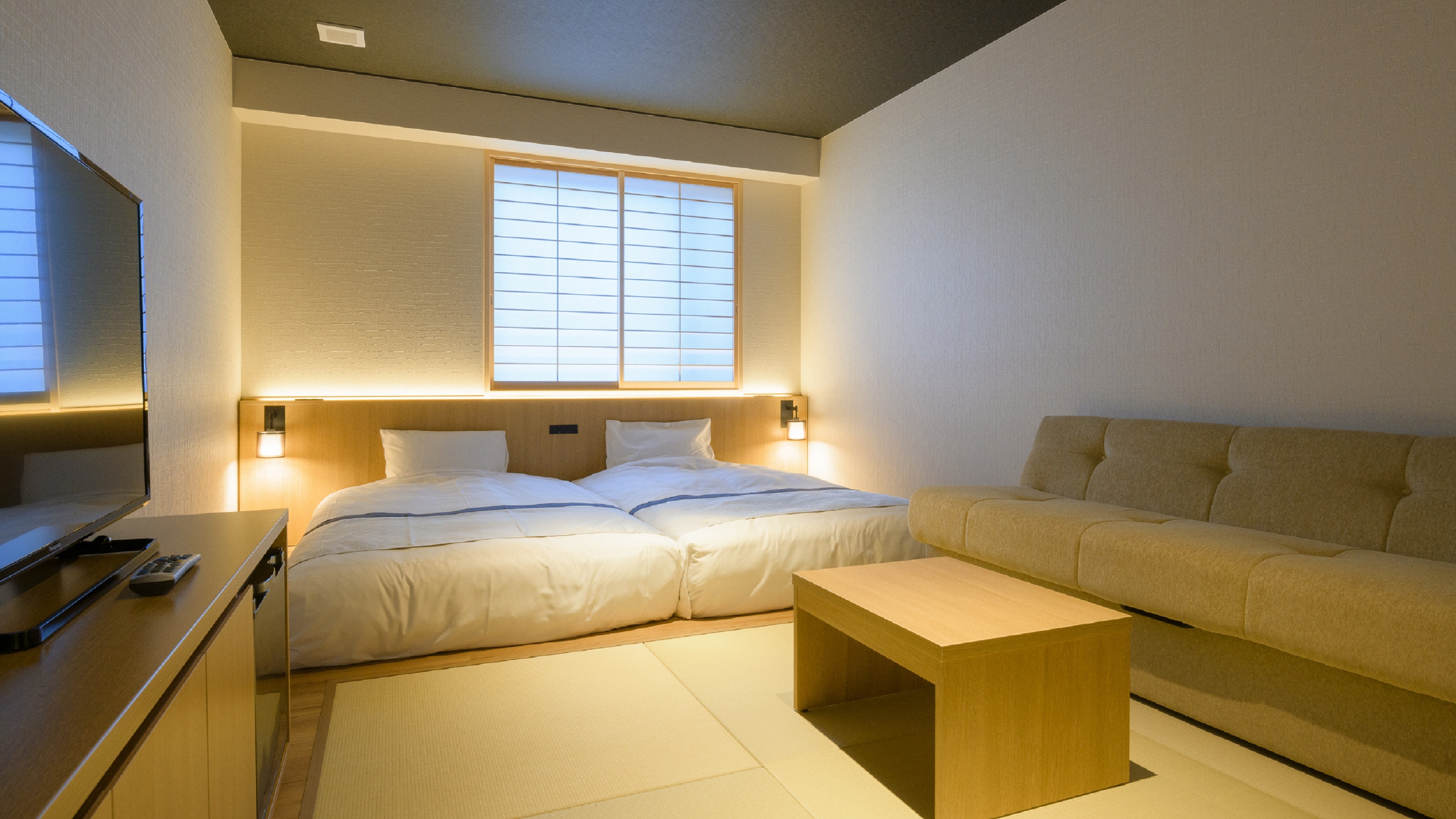 Japanese Modern Twin C (1 to 3 people)