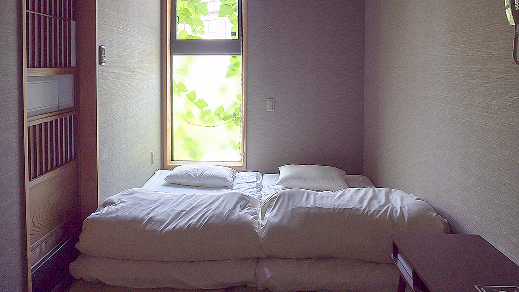 ・ [榻榻米双床房] 可以在被褥上休息的私人榻榻米房间